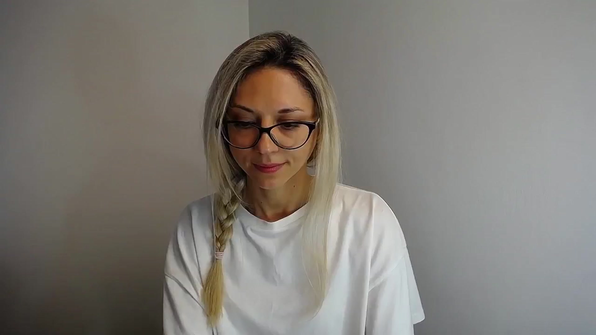 Gallery image thumbnail from Sunshine_alis's myfreecams stream on, 05/10/2024, 13:17 image 10 of 20