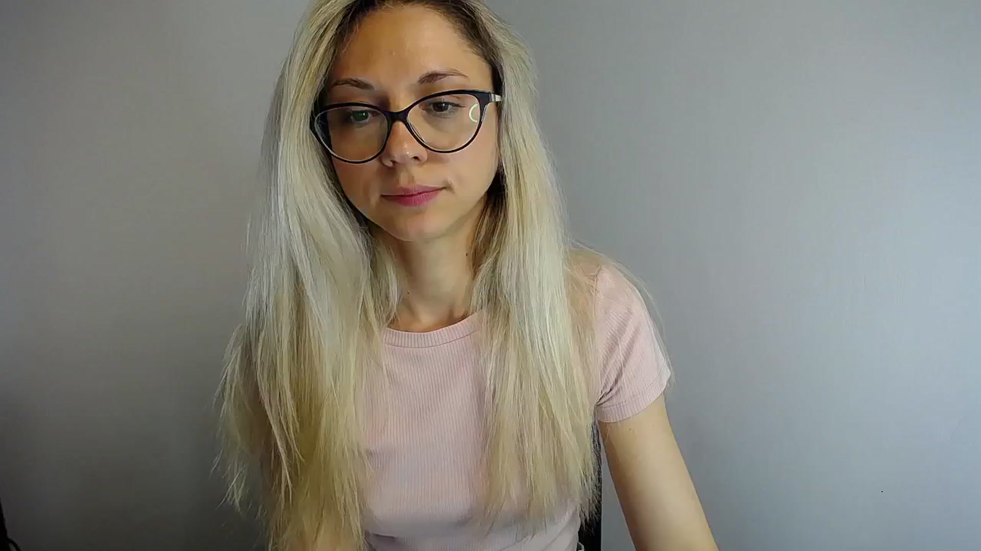 Gallery image thumbnail from Sunshine_alis's myfreecams stream on, 05/11/2024, 14:19 image 20 of 20