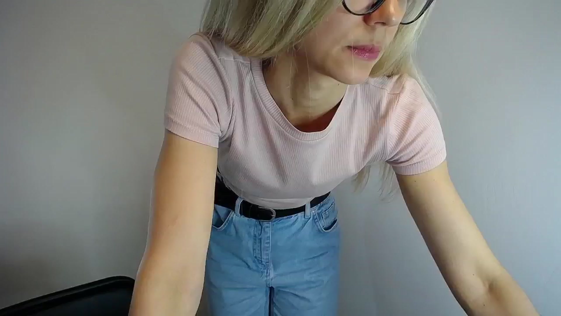 Gallery image thumbnail from Sunshine_alis's myfreecams stream on, 05/11/2024, 14:58 image 6 of 20