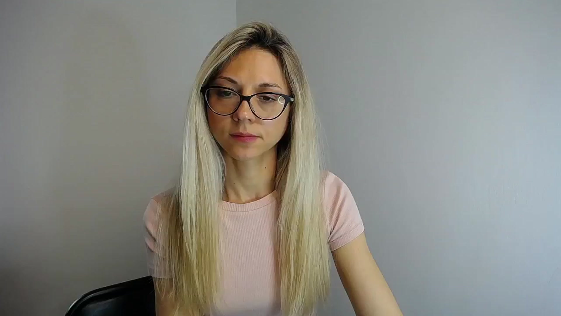Gallery image thumbnail from Sunshine_alis's myfreecams stream on, 05/11/2024, 14:58 image 12 of 20