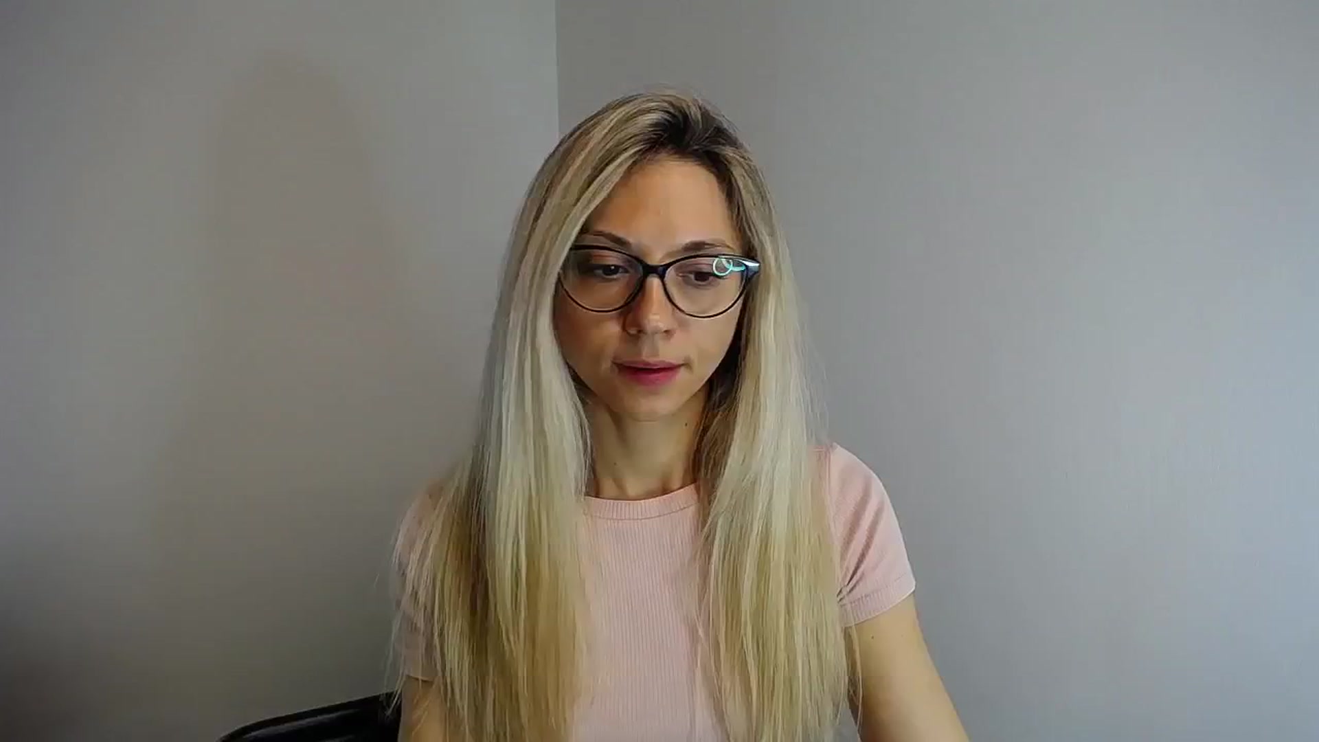 Gallery image thumbnail from Sunshine_alis's myfreecams stream on, 05/11/2024, 14:58 image 19 of 20
