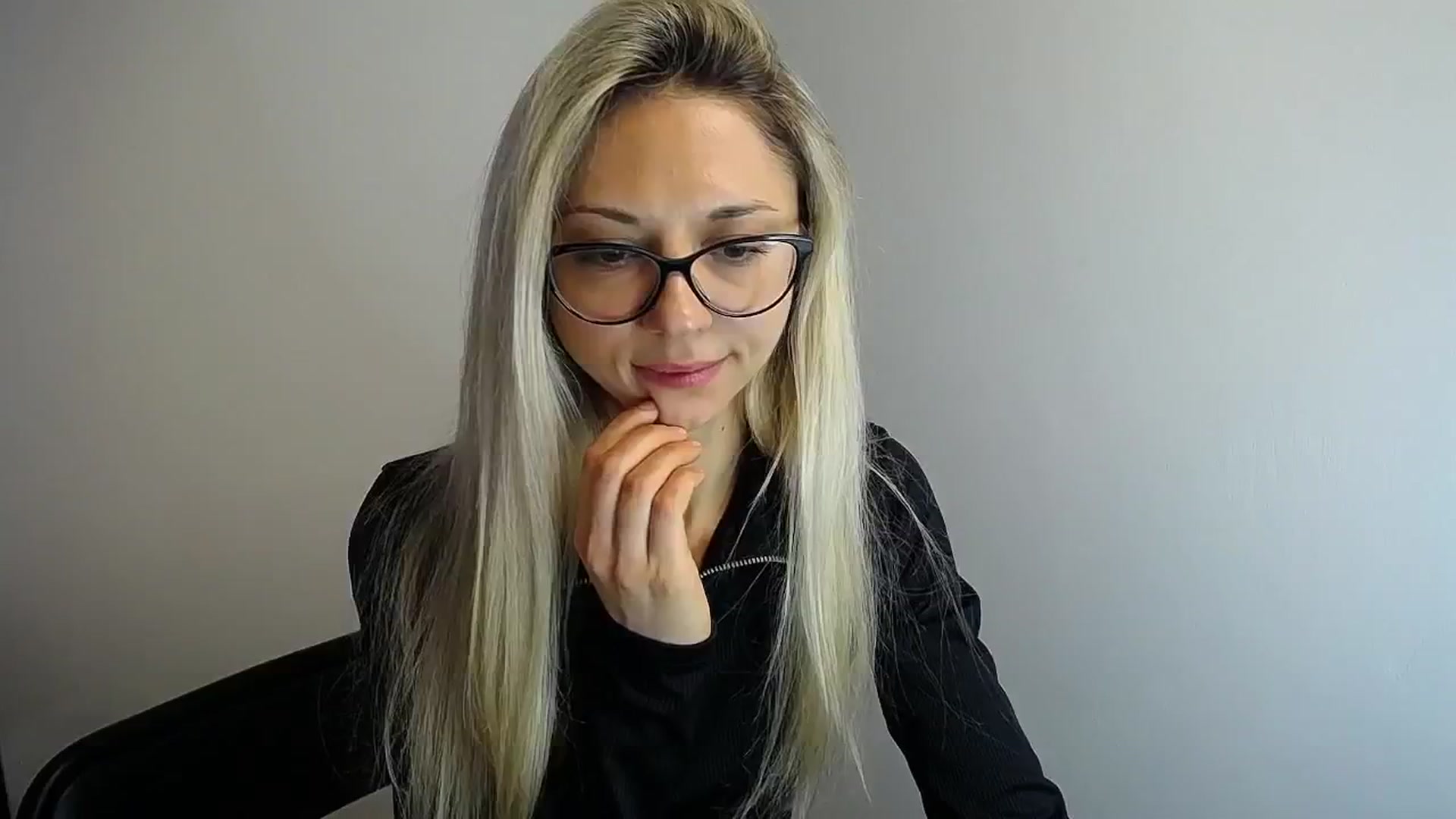 Gallery image thumbnail from Sunshine_alis's myfreecams stream on, 05/15/2024, 10:39 image 14 of 20