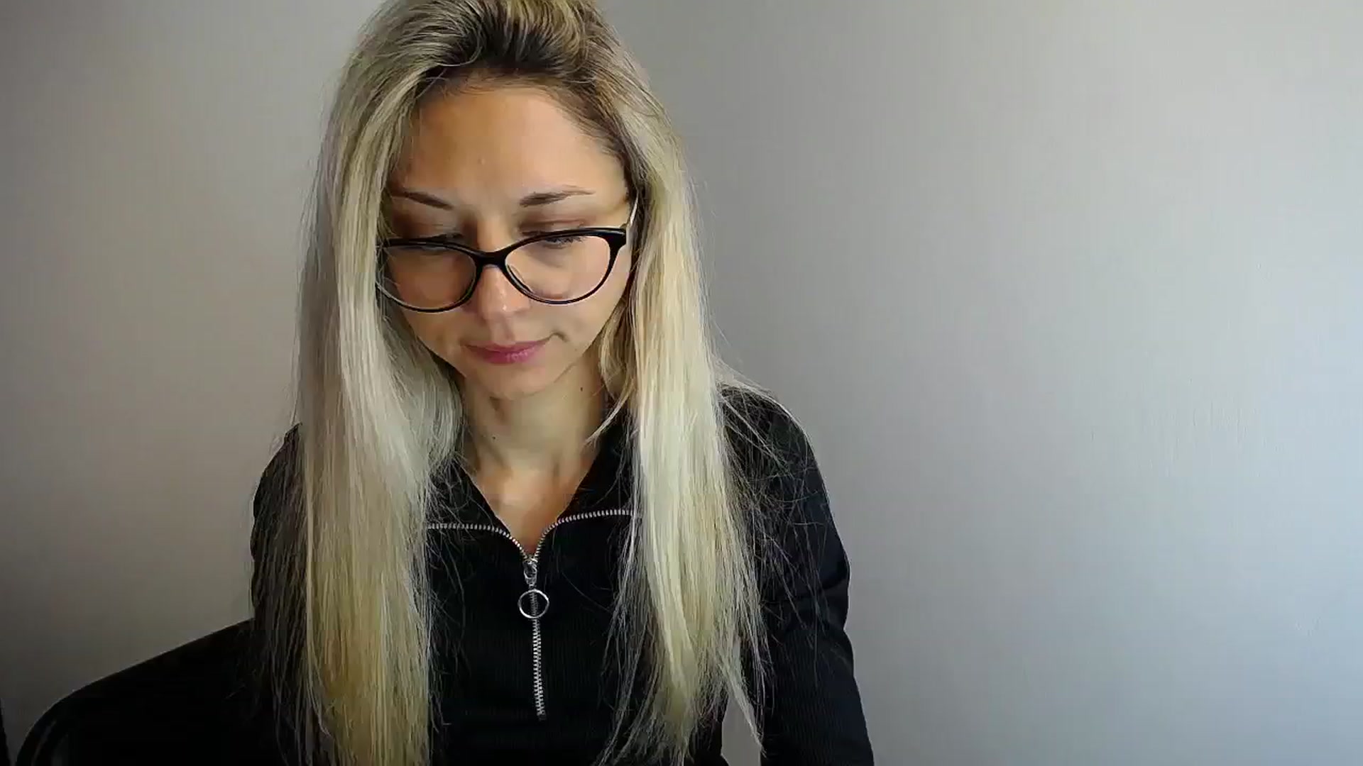 Gallery image thumbnail from Sunshine_alis's myfreecams stream on, 05/15/2024, 10:39 image 13 of 20