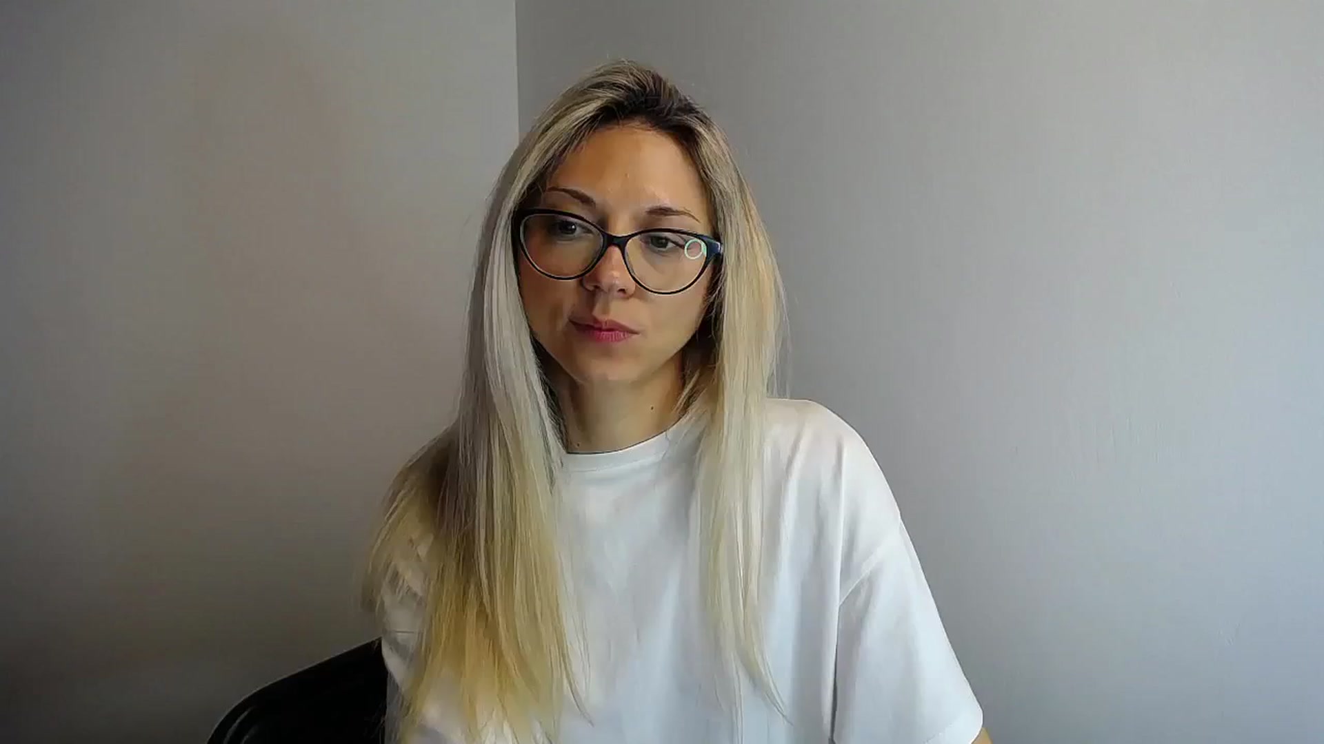 Gallery image thumbnail from Sunshine_alis's myfreecams stream on, 05/15/2024, 12:52 image 5 of 20