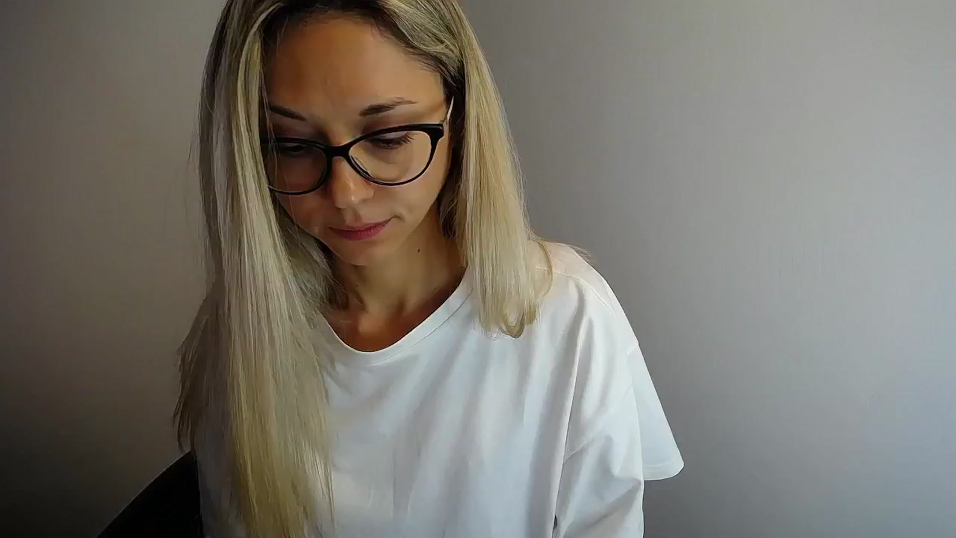 Gallery image thumbnail from Sunshine_alis's myfreecams stream on, 05/15/2024, 12:52 image 20 of 20
