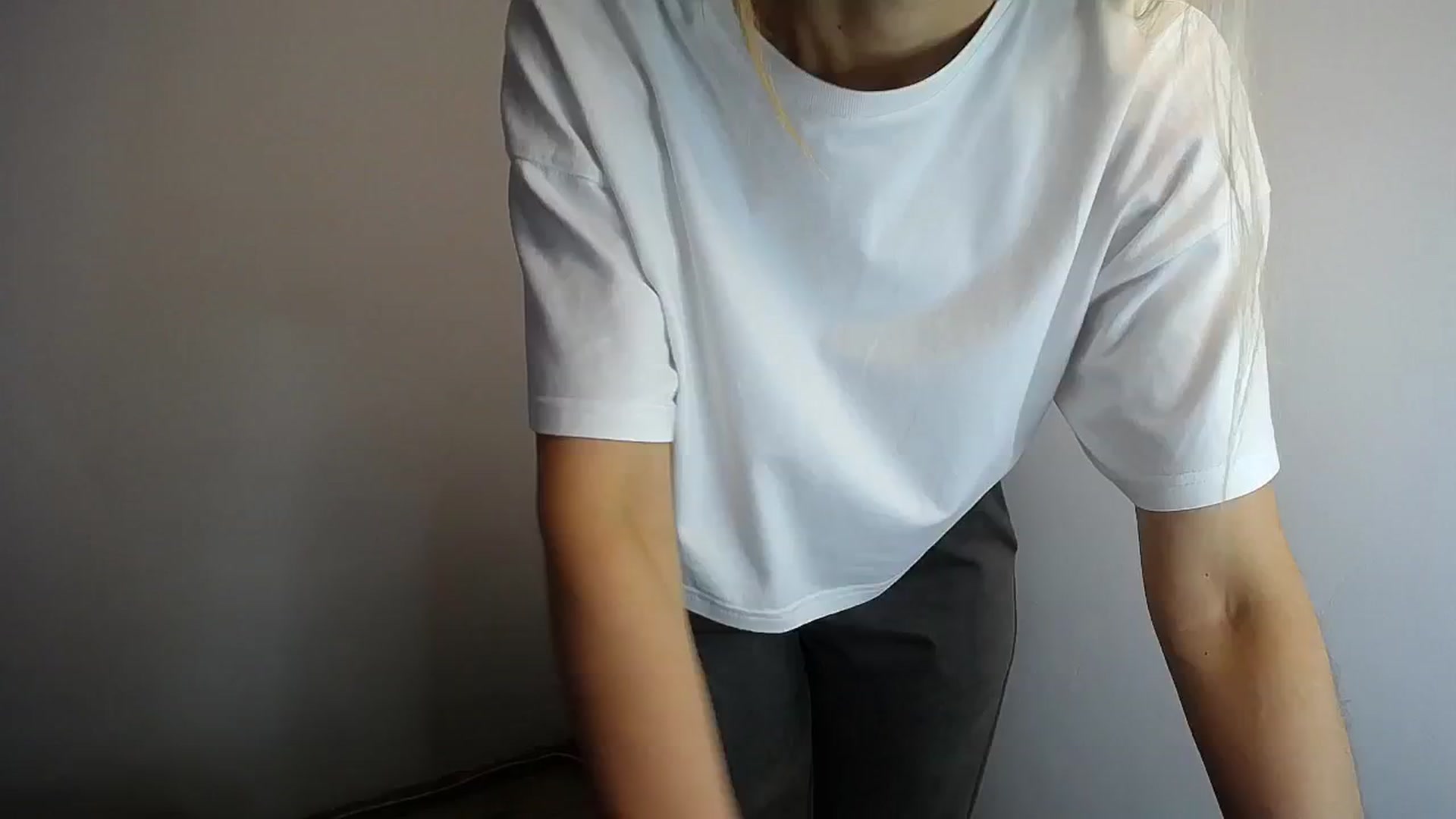 Gallery image thumbnail from Sunshine_alis's myfreecams stream on, 05/15/2024, 12:52 image 17 of 20