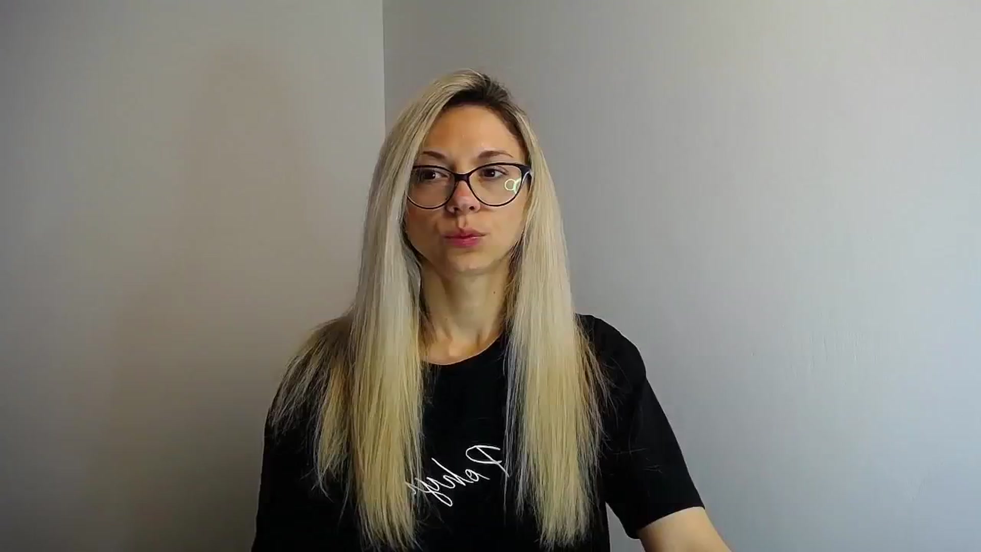 Gallery image thumbnail from Sunshine_alis's myfreecams stream on, 05/17/2024, 10:54 image 15 of 20