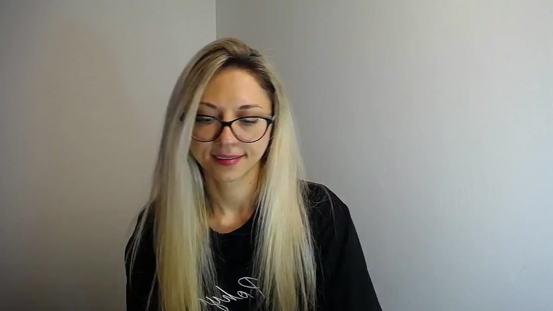 Gallery image thumbnail from Sunshine_alis's myfreecams stream on, 05/17/2024, 10:54 image 10 of 20