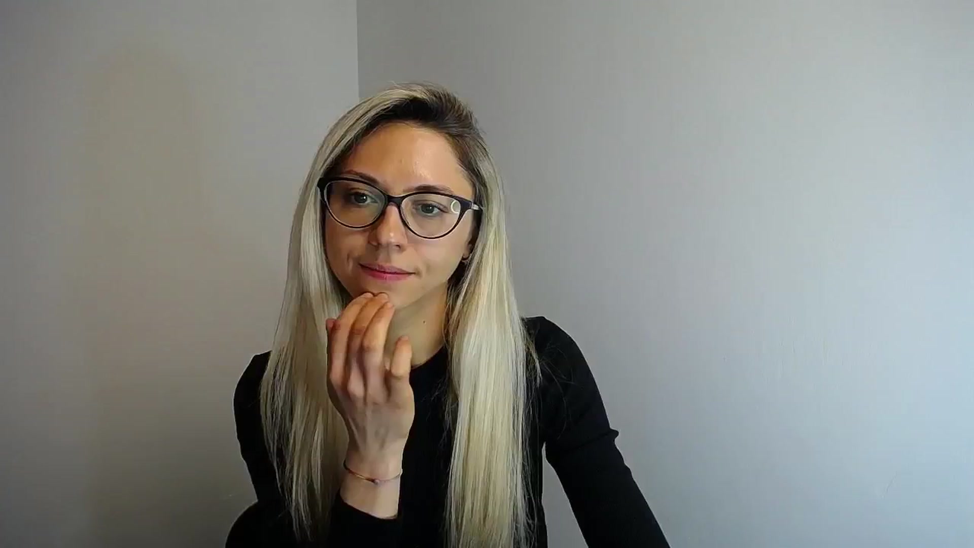 Gallery image thumbnail from Sunshine_alis's myfreecams stream on, 05/20/2024, 13:48 image 17 of 20