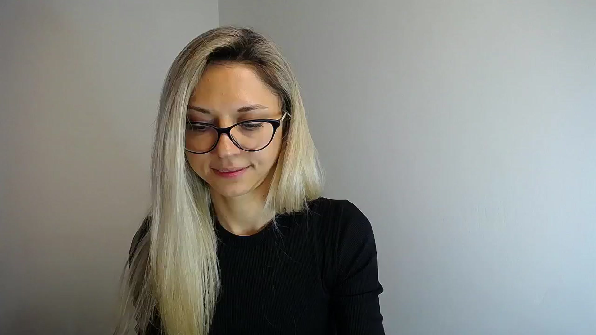 Gallery image thumbnail from Sunshine_alis's myfreecams stream on, 05/20/2024, 13:48 image 8 of 20