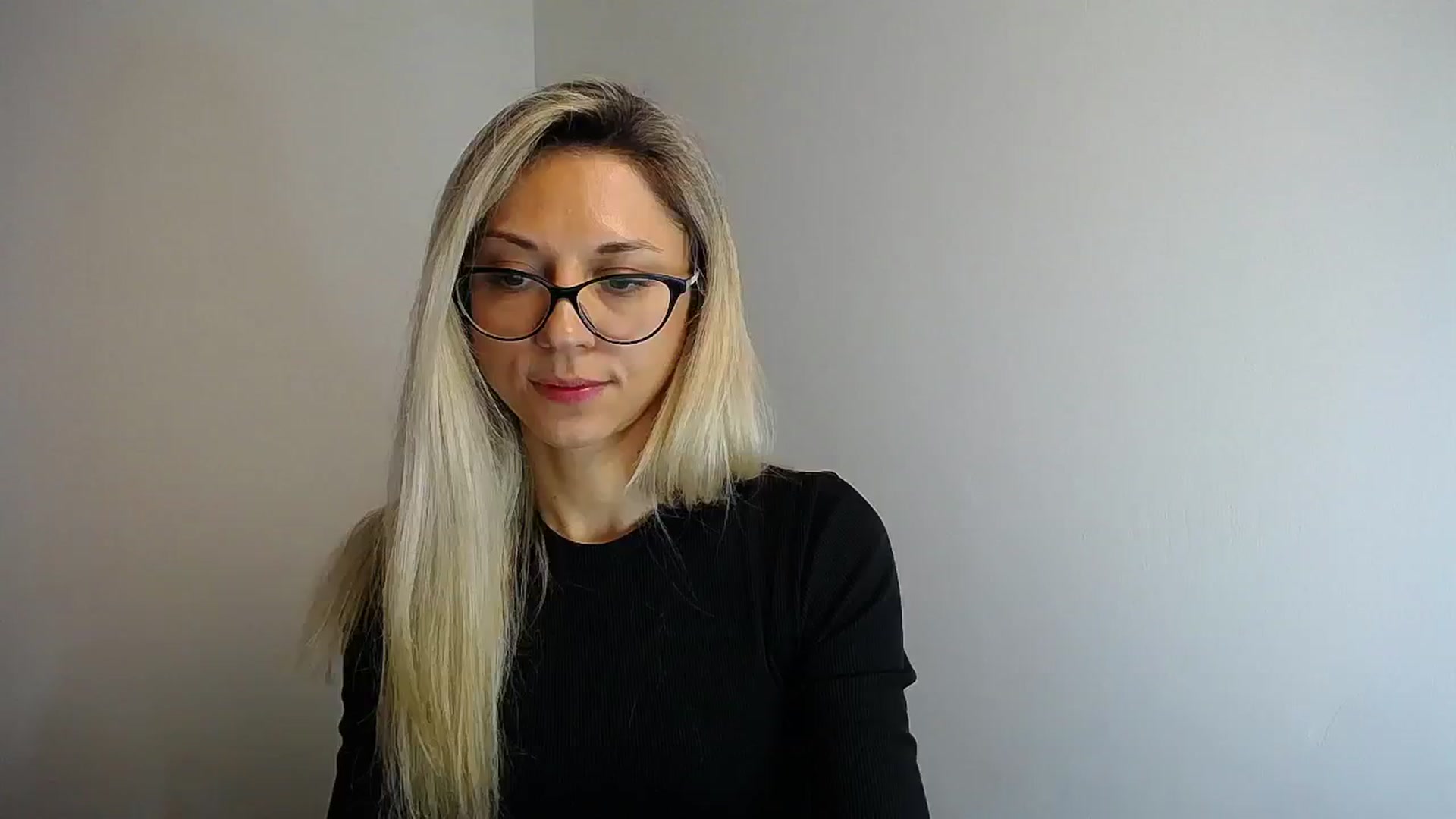 Gallery image thumbnail from Sunshine_alis's myfreecams stream on, 05/20/2024, 13:48 image 12 of 20