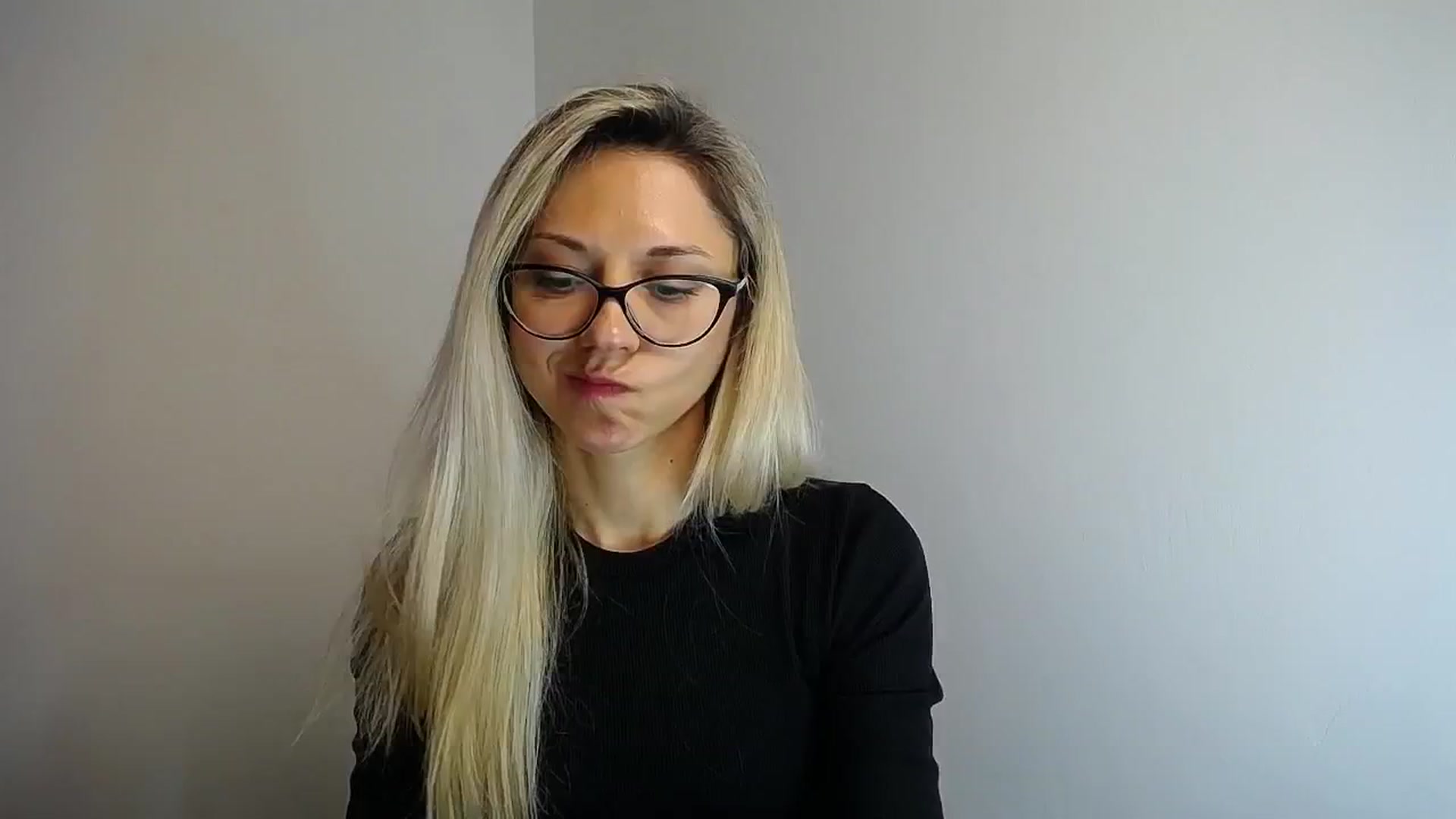 Gallery image thumbnail from Sunshine_alis's myfreecams stream on, 05/20/2024, 13:48 image 11 of 20