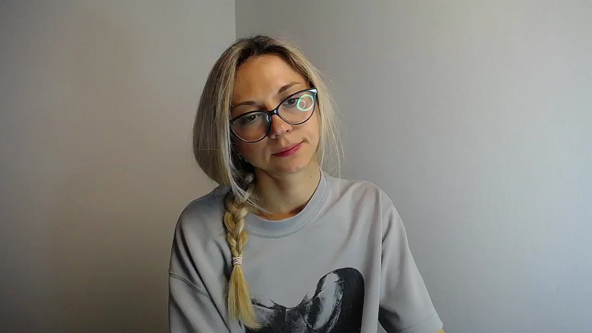 Gallery image thumbnail from Sunshine_alis's myfreecams stream on, 05/21/2024, 13:37 image 9 of 20