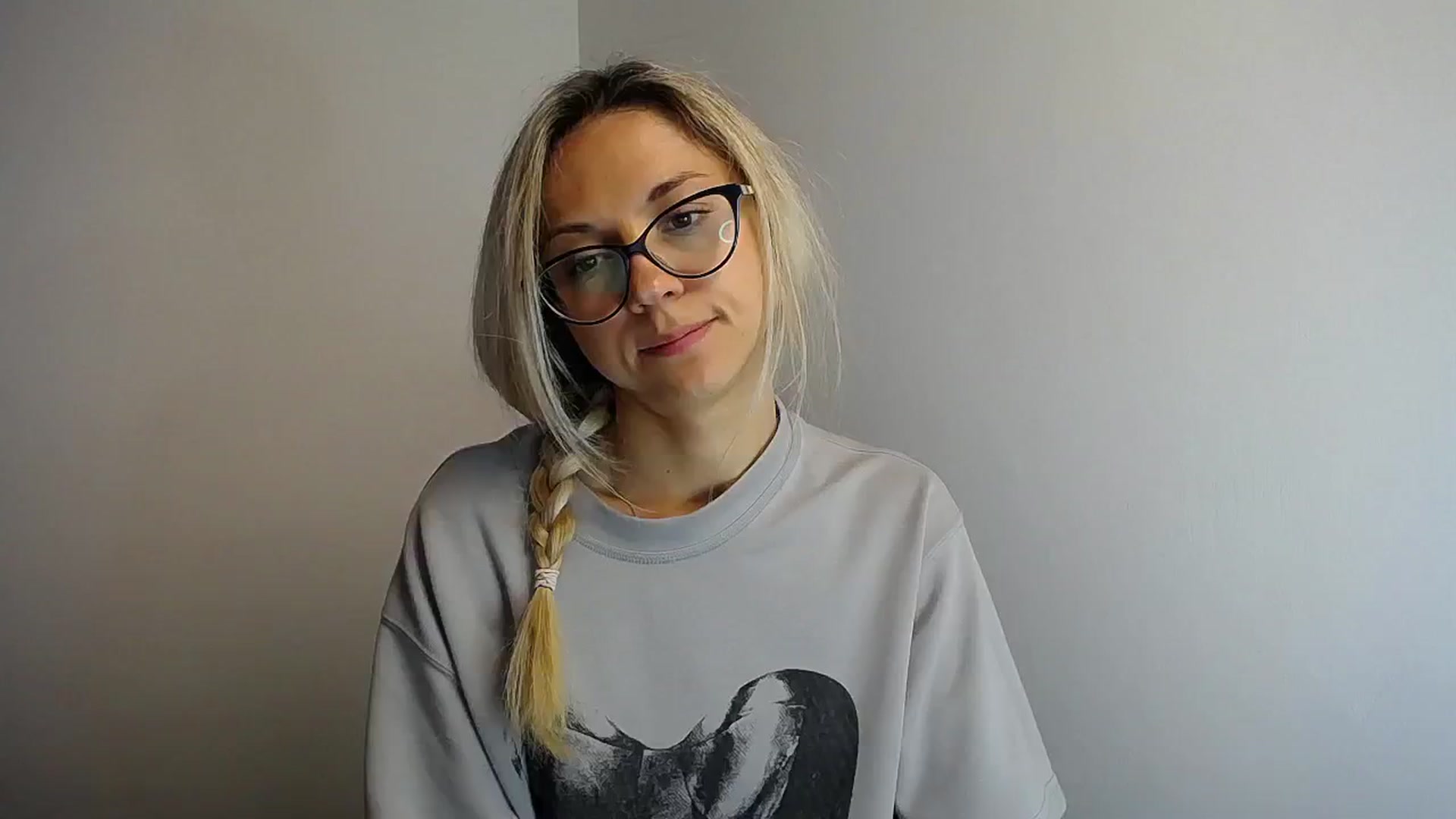 Gallery image thumbnail from Sunshine_alis's myfreecams stream on, 05/21/2024, 13:37 image 15 of 20