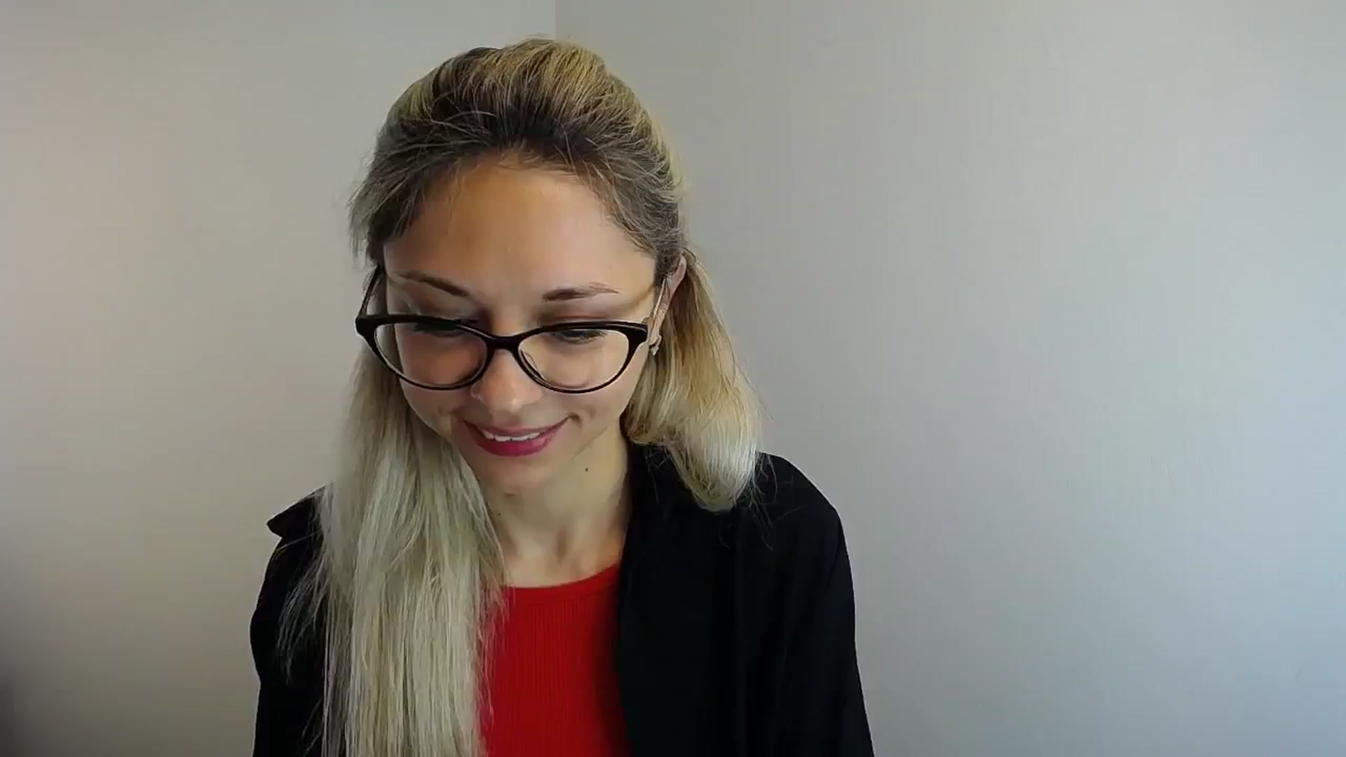 Gallery image thumbnail from Sunshine_alis's myfreecams stream on, 05/22/2024, 11:02 image 6 of 20