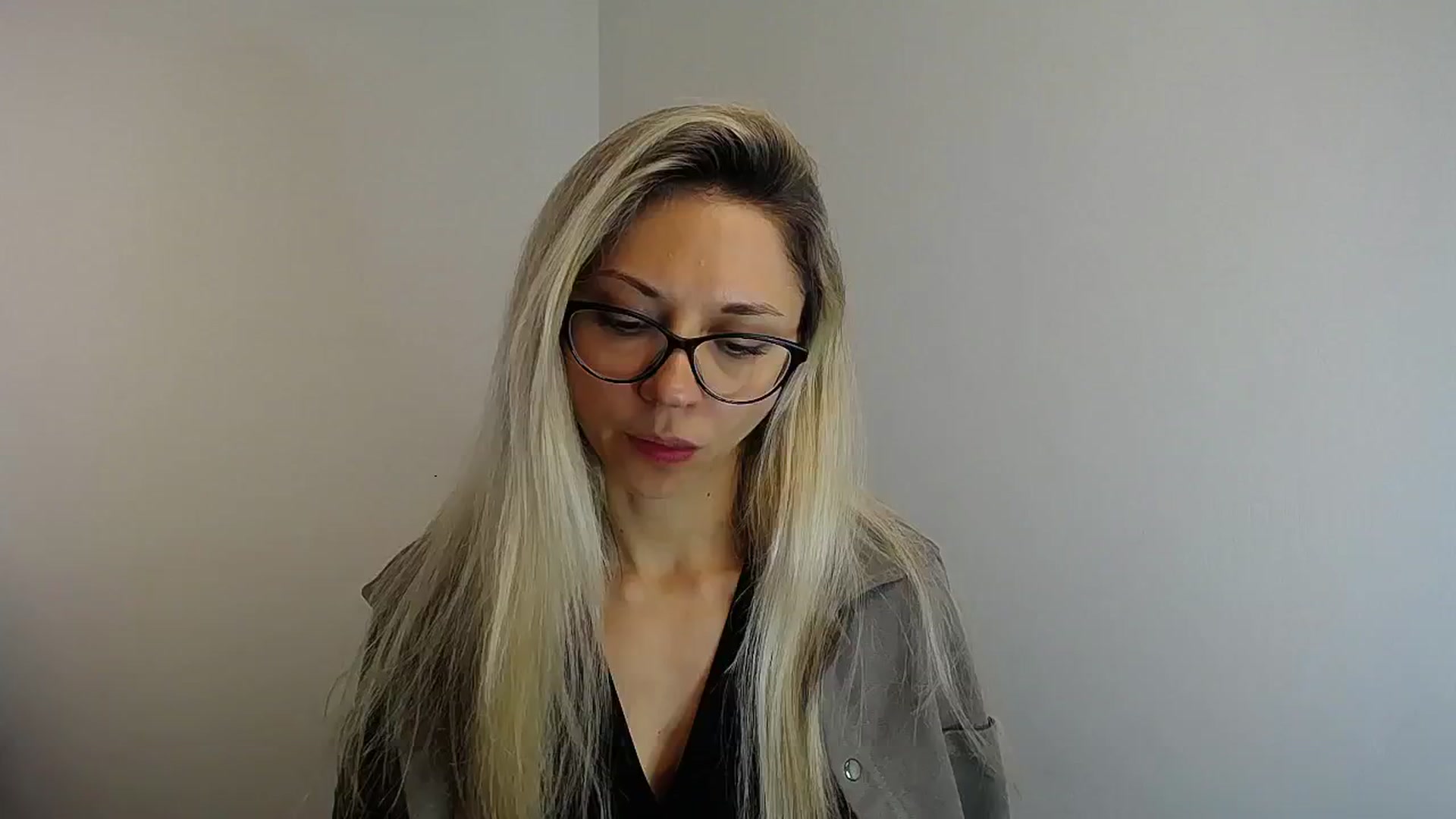 Gallery image thumbnail from Sunshine_alis's myfreecams stream on, 05/23/2024, 10:34 image 15 of 20