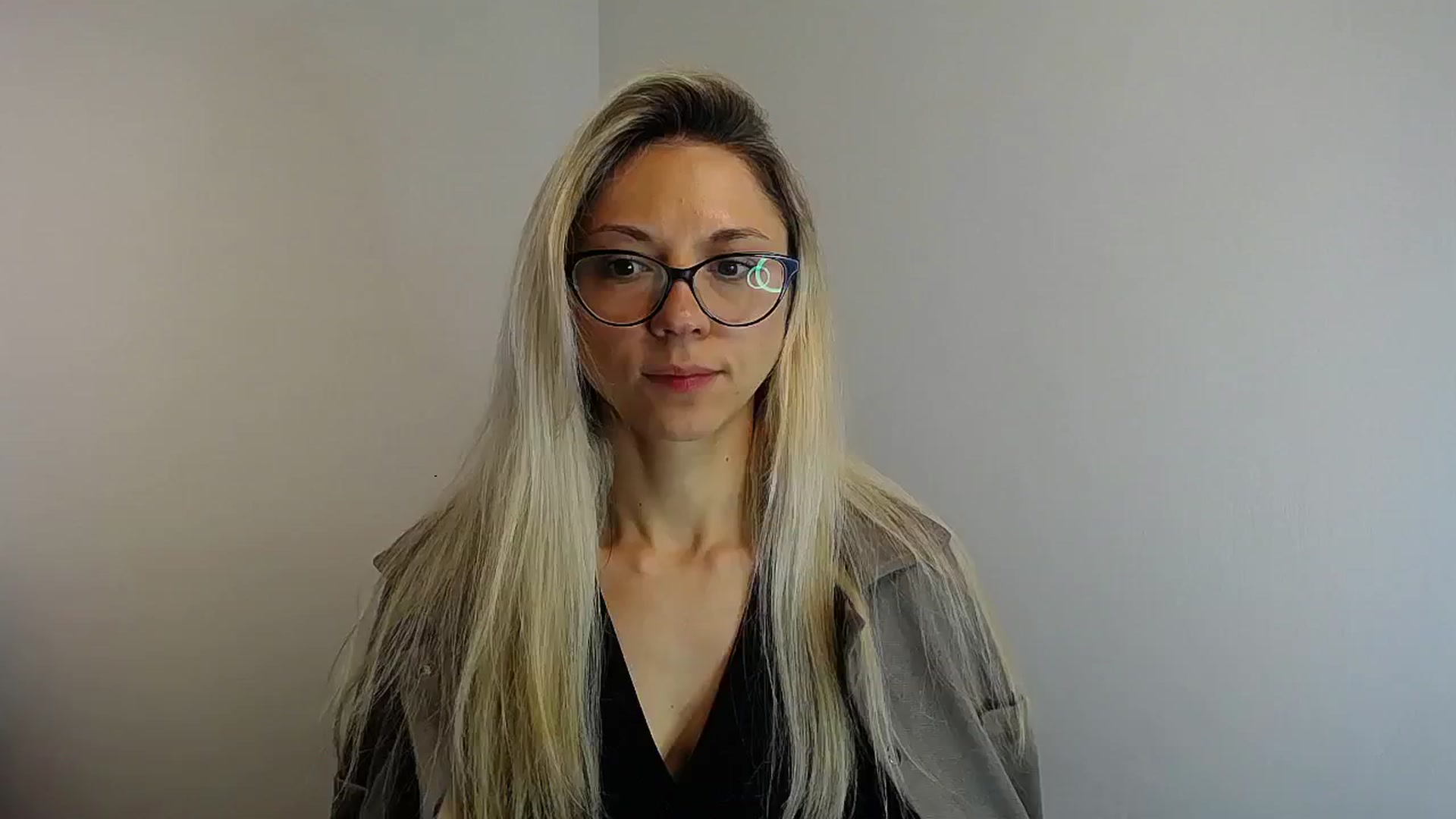 Gallery image thumbnail from Sunshine_alis's myfreecams stream on, 05/23/2024, 10:34 image 3 of 20