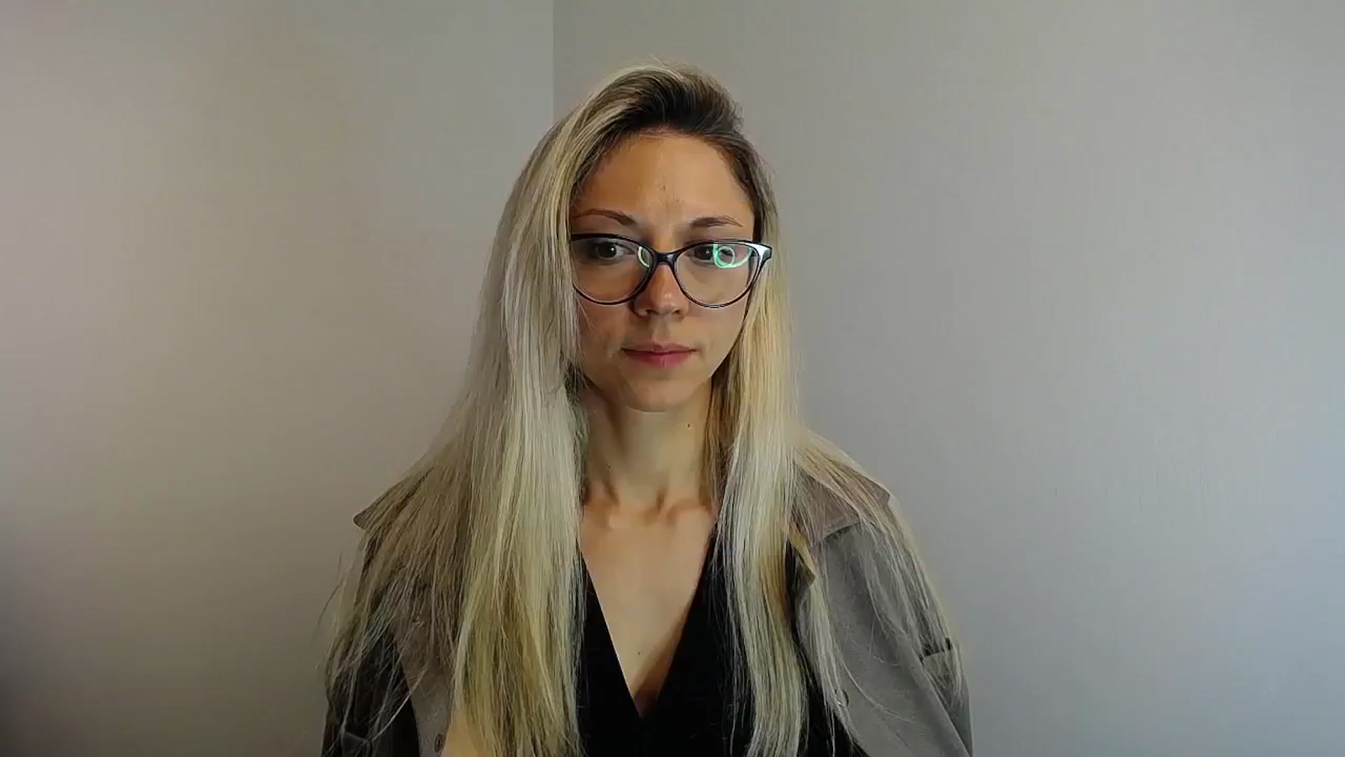 Gallery image thumbnail from Sunshine_alis's myfreecams stream on, 05/23/2024, 10:34 image 2 of 20