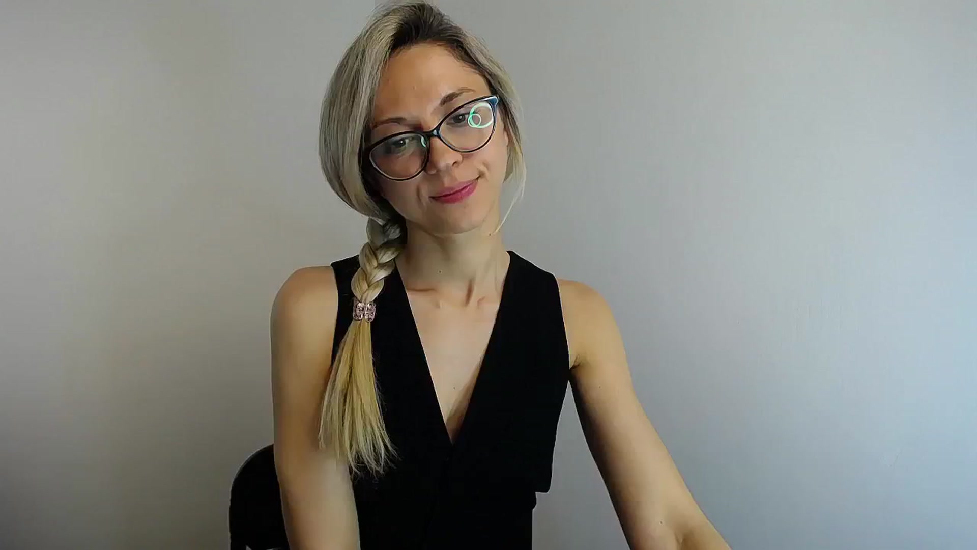 Gallery image thumbnail from Sunshine_alis's myfreecams stream on, 05/23/2024, 16:08 image 3 of 20