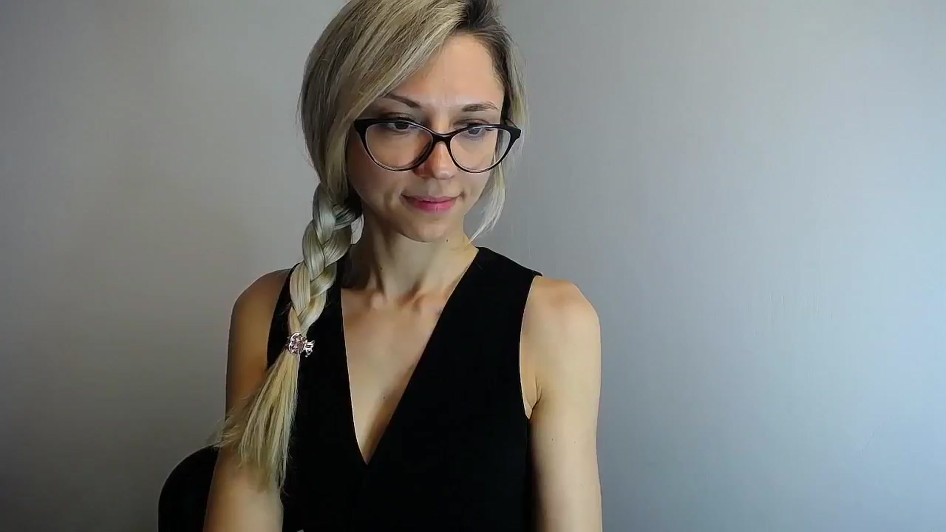 Gallery image thumbnail from Sunshine_alis's myfreecams stream on, 05/23/2024, 16:08 image 18 of 20