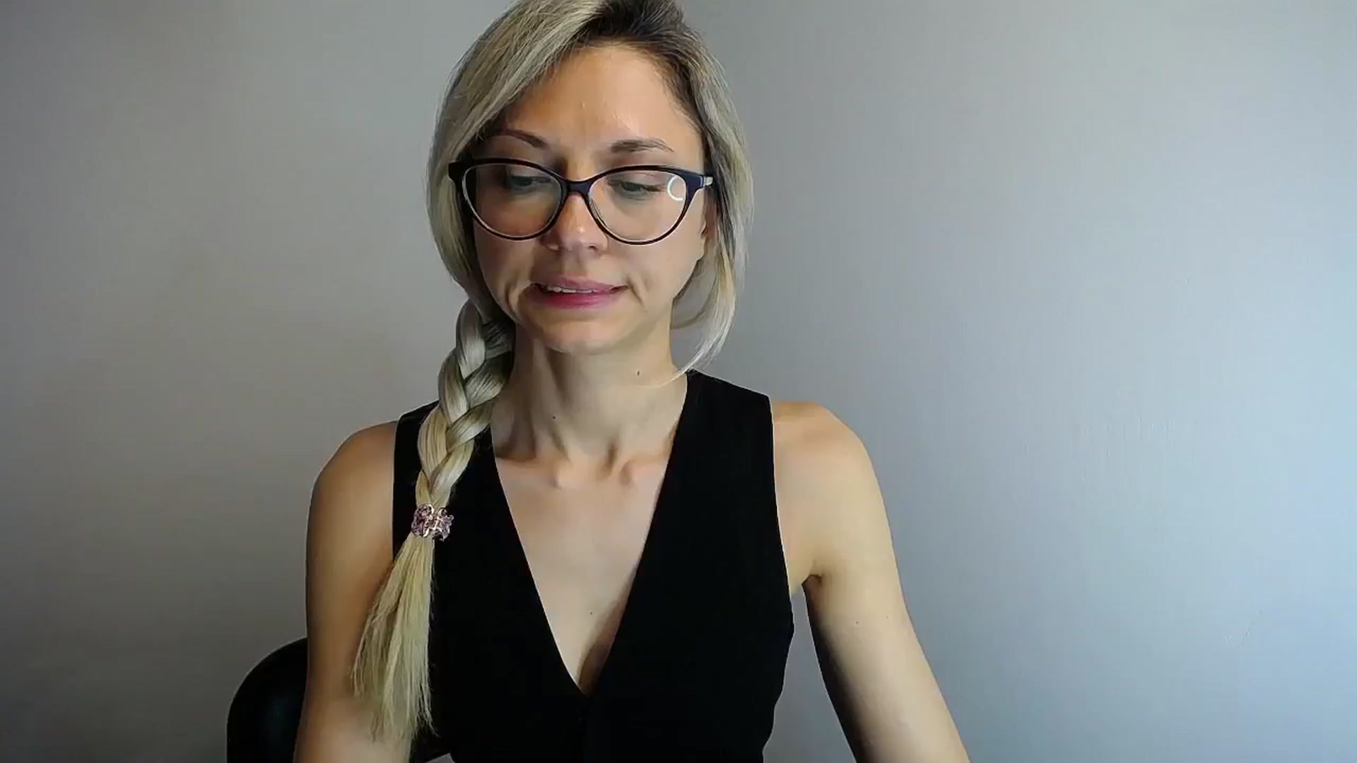Gallery image thumbnail from Sunshine_alis's myfreecams stream on, 05/23/2024, 16:08 image 14 of 20