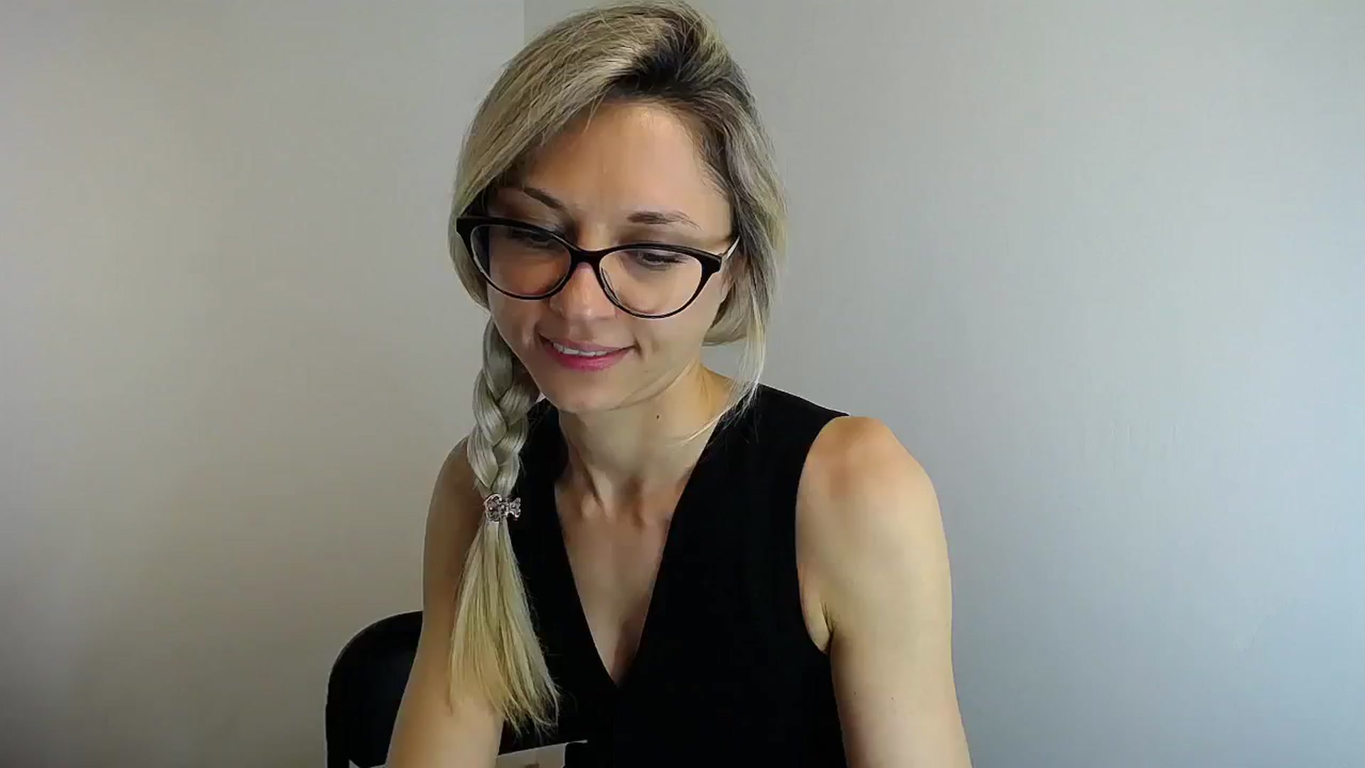 Gallery image thumbnail from Sunshine_alis's myfreecams stream on, 05/23/2024, 16:08 image 9 of 20