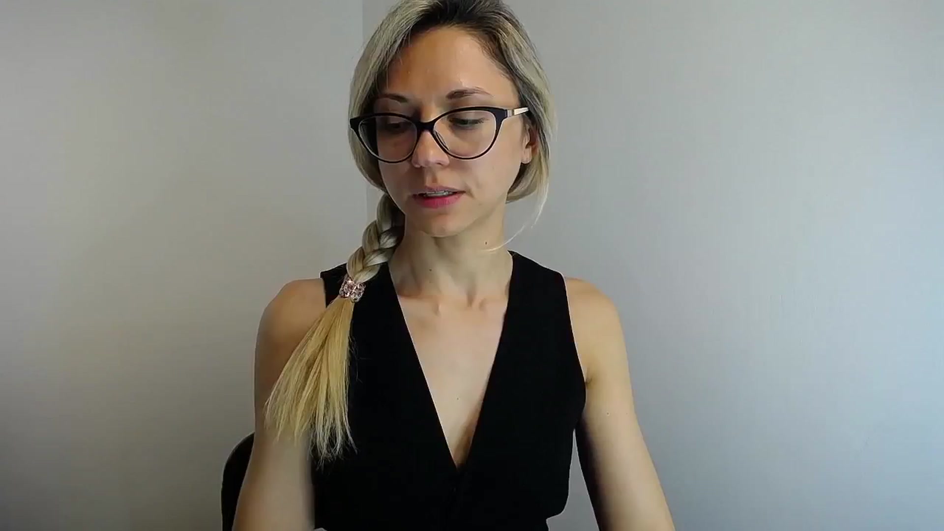 Gallery image thumbnail from Sunshine_alis's myfreecams stream on, 05/23/2024, 16:08 image 6 of 20