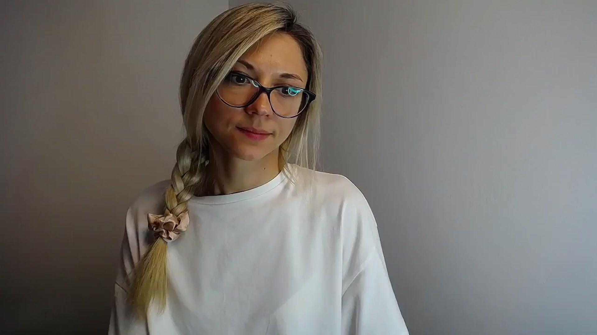 Gallery image thumbnail from Sunshine_alis's myfreecams stream on, 05/24/2024, 12:23 image 10 of 20