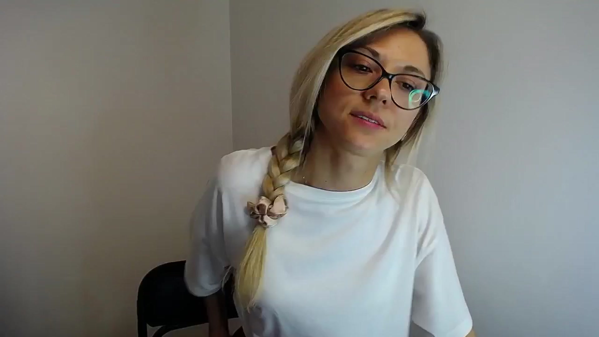 Gallery image thumbnail from Sunshine_alis's myfreecams stream on, 05/24/2024, 12:23 image 3 of 20