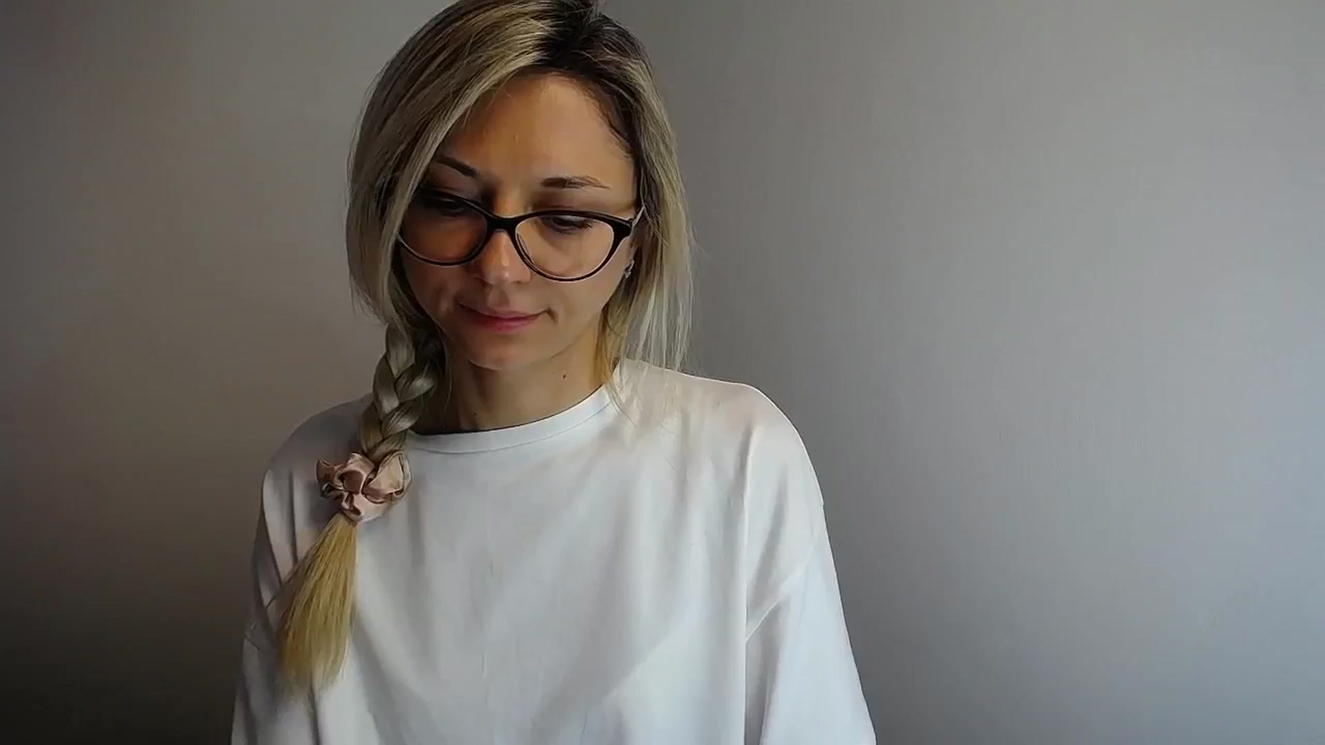 Gallery image thumbnail from Sunshine_alis's myfreecams stream on, 05/24/2024, 12:23 image 14 of 20