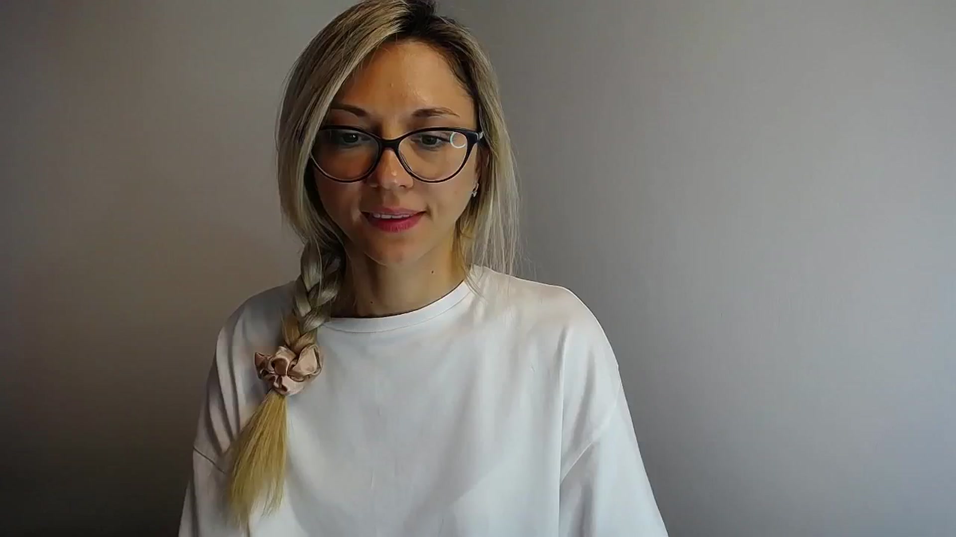 Gallery image thumbnail from Sunshine_alis's myfreecams stream on, 05/24/2024, 12:23 image 8 of 20