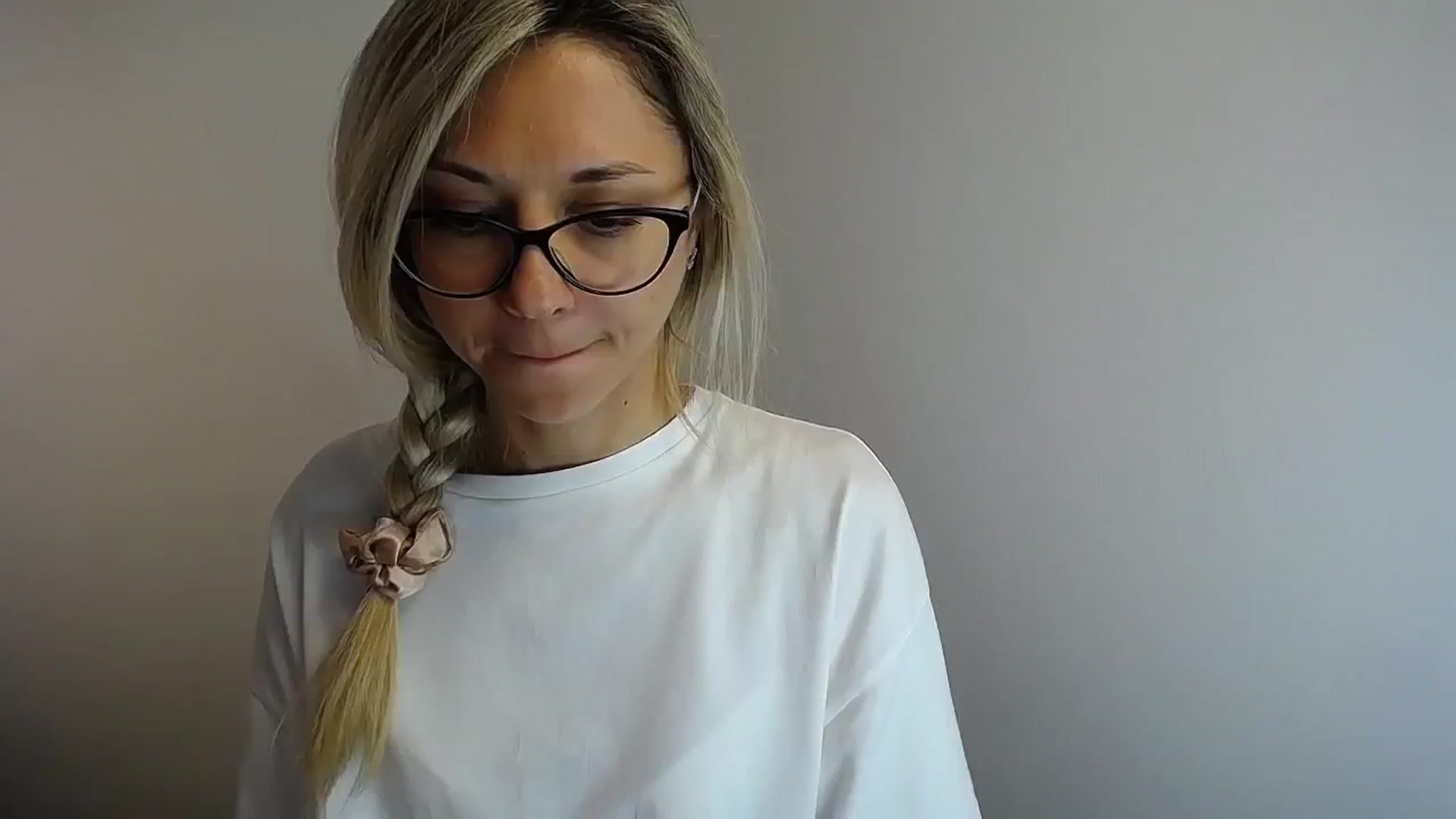 Gallery image thumbnail from Sunshine_alis's myfreecams stream on, 05/24/2024, 12:23 image 6 of 20