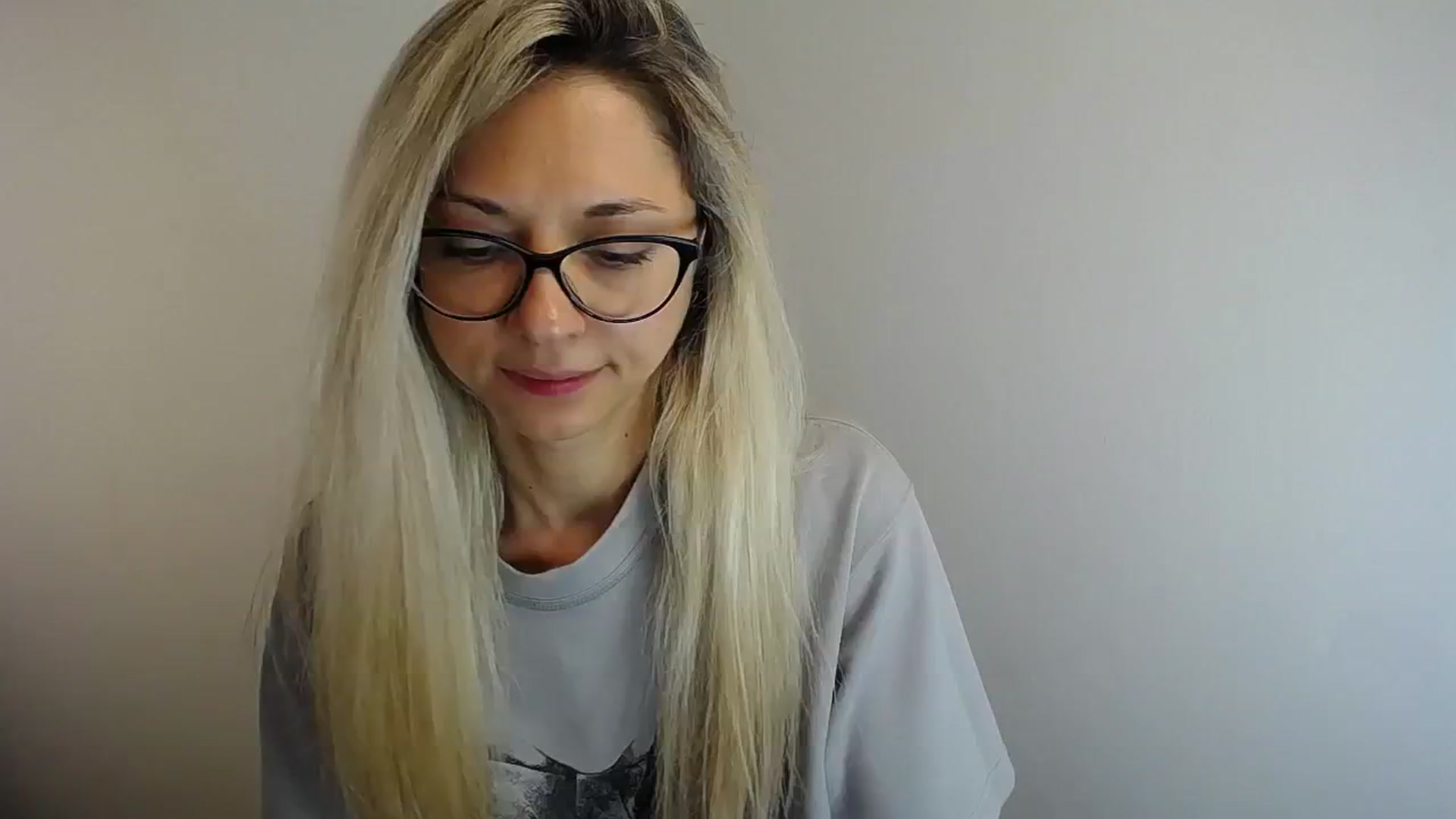 Gallery image thumbnail from Sunshine_alis's myfreecams stream on, 05/25/2024, 12:04 image 19 of 20