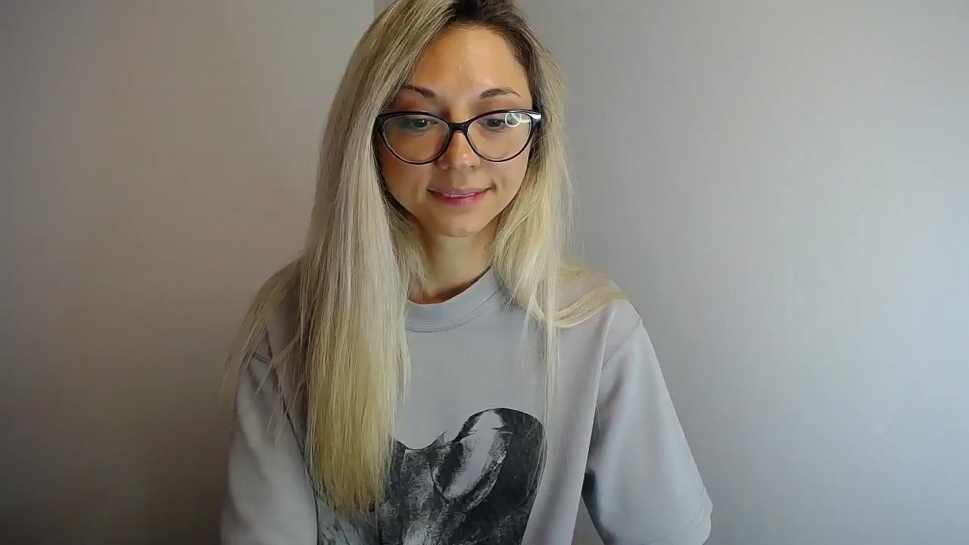 Gallery image thumbnail from Sunshine_alis's myfreecams stream on, 05/25/2024, 12:04 image 11 of 20