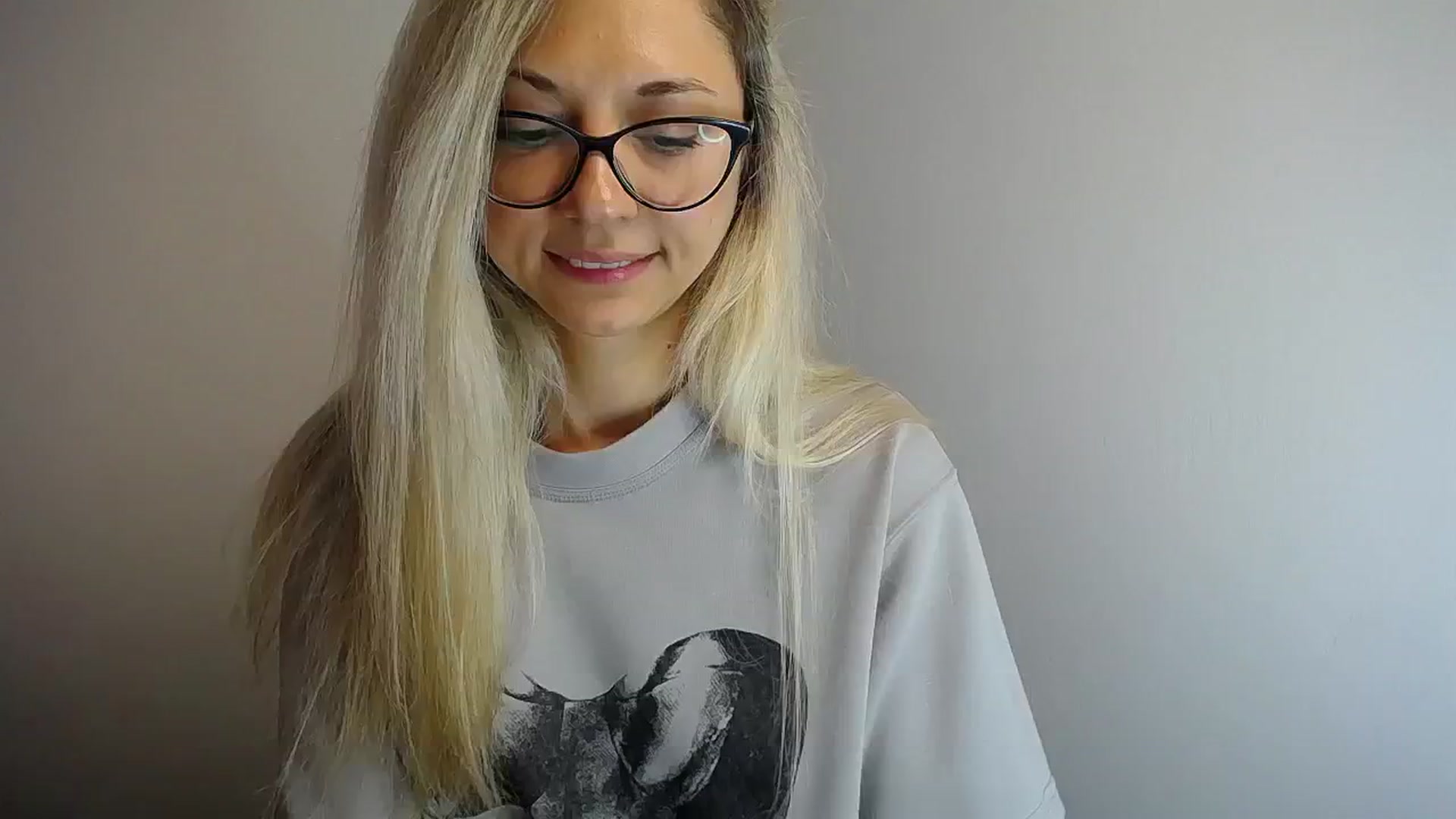 Gallery image thumbnail from Sunshine_alis's myfreecams stream on, 05/25/2024, 12:04 image 5 of 20