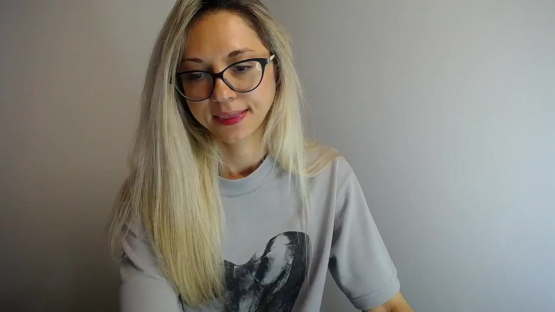 Gallery image thumbnail from Sunshine_alis's myfreecams stream on, 05/25/2024, 12:04 image 9 of 20