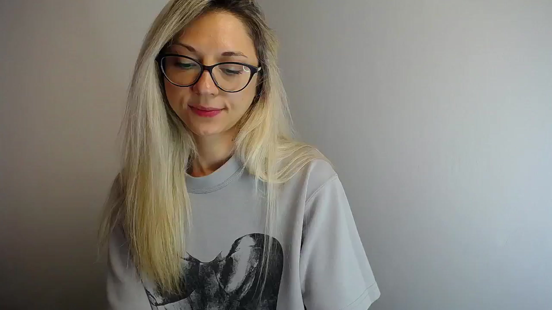 Gallery image thumbnail from Sunshine_alis's myfreecams stream on, 05/25/2024, 12:04 image 7 of 20
