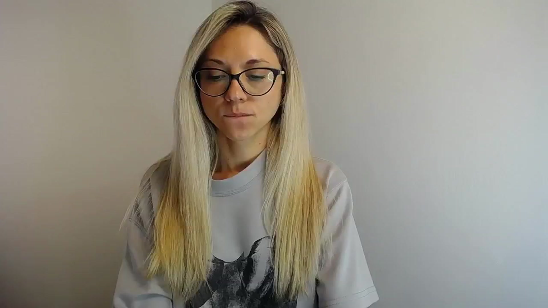 Gallery image thumbnail from Sunshine_alis's myfreecams stream on, 05/25/2024, 13:18 image 4 of 20