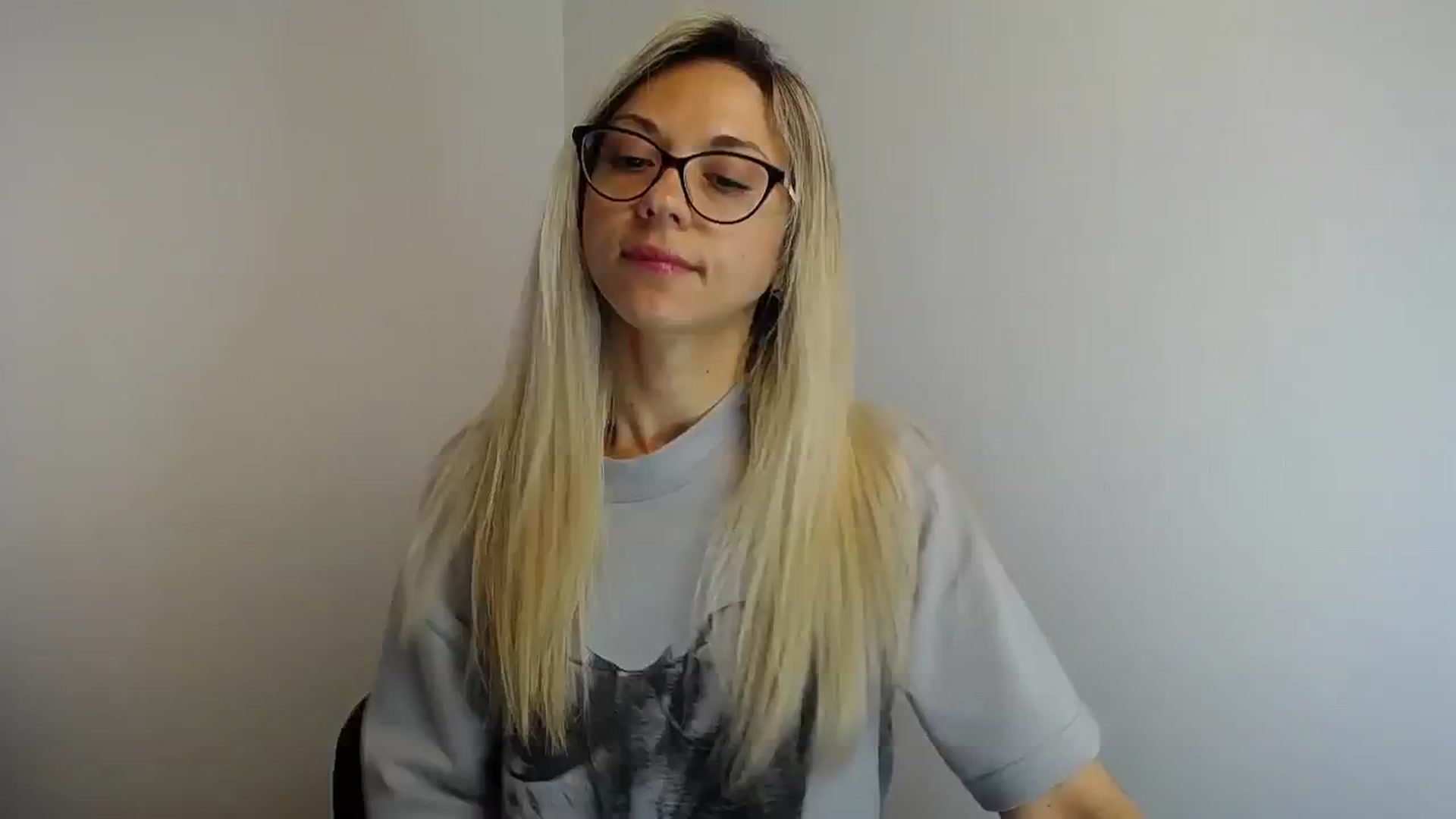 Gallery image thumbnail from Sunshine_alis's myfreecams stream on, 05/25/2024, 13:18 image 9 of 20