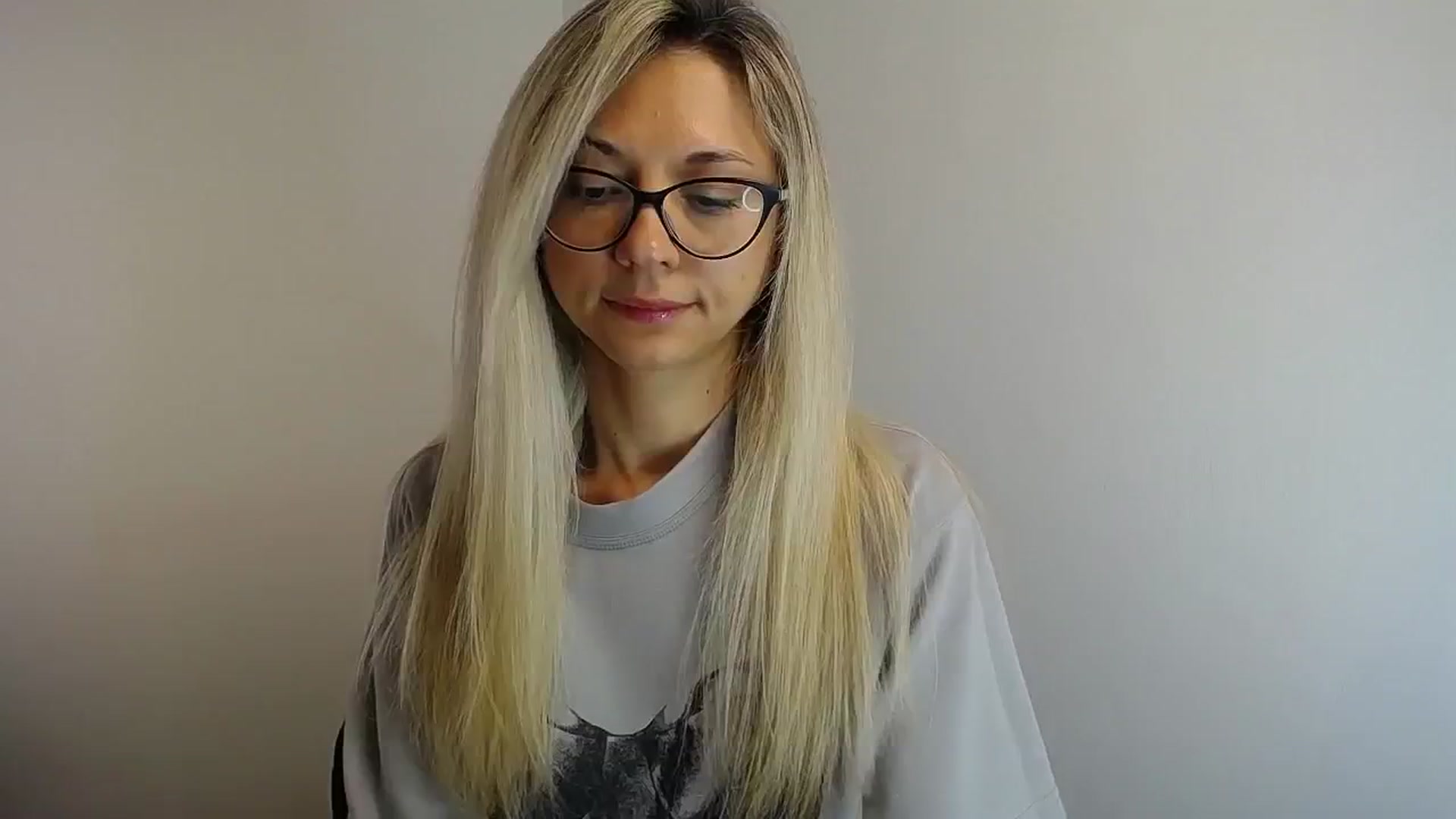 Gallery image thumbnail from Sunshine_alis's myfreecams stream on, 05/25/2024, 13:18 image 12 of 20