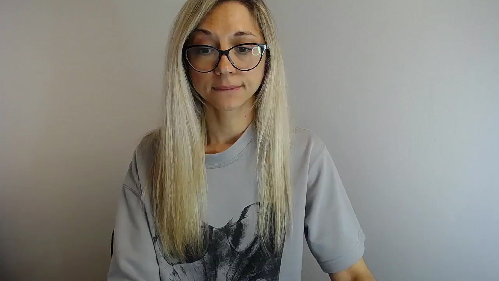 Gallery image thumbnail from Sunshine_alis's myfreecams stream on, 05/25/2024, 14:11 image 13 of 20