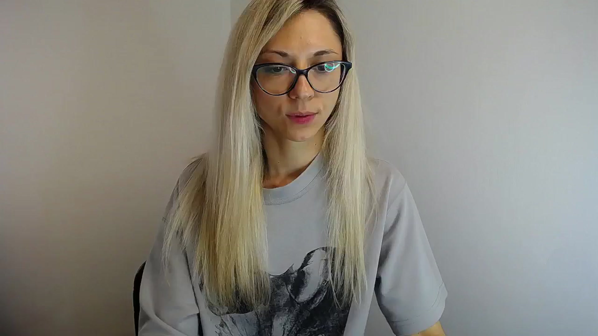 Gallery image thumbnail from Sunshine_alis's myfreecams stream on, 05/25/2024, 14:11 image 17 of 20