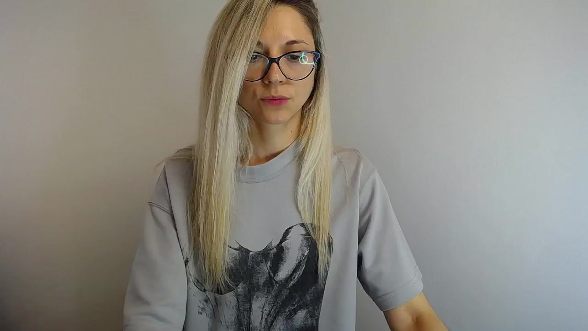 Gallery image thumbnail from Sunshine_alis's myfreecams stream on, 05/25/2024, 14:11 image 5 of 20