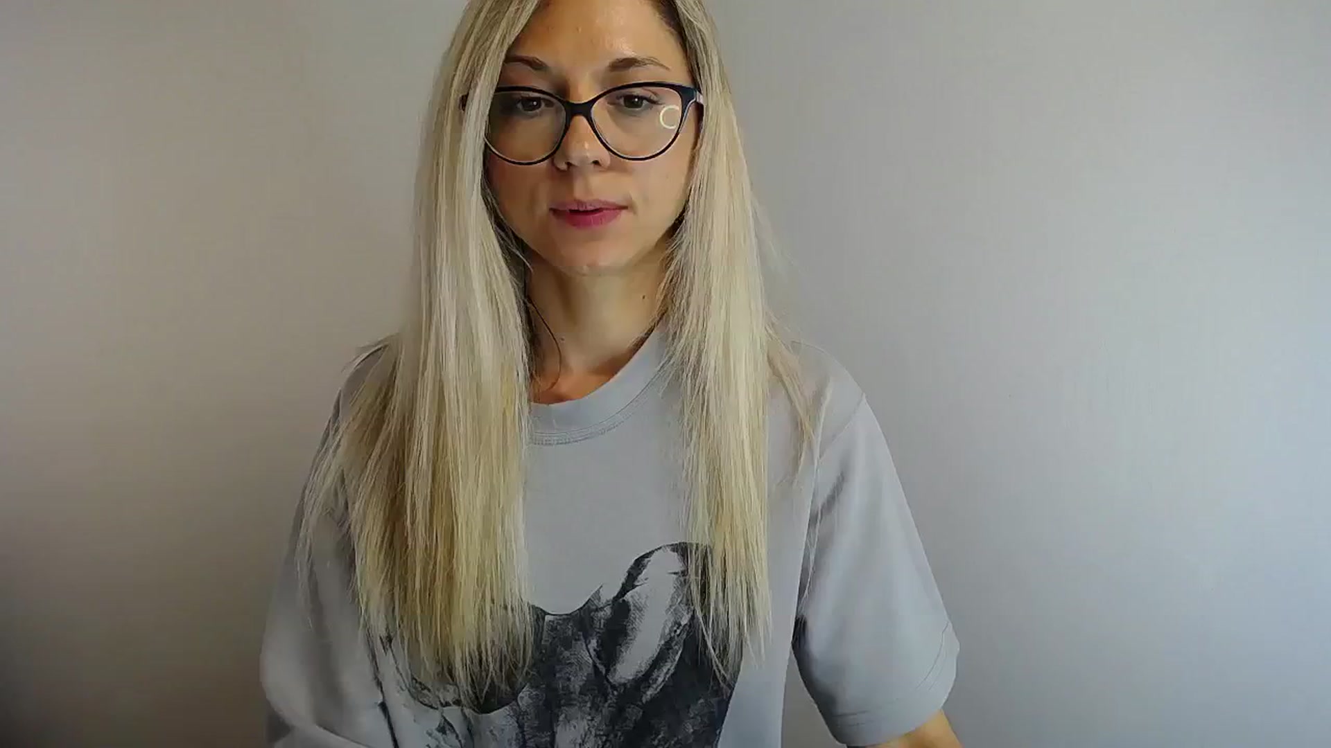 Gallery image thumbnail from Sunshine_alis's myfreecams stream on, 05/25/2024, 14:11 image 19 of 20