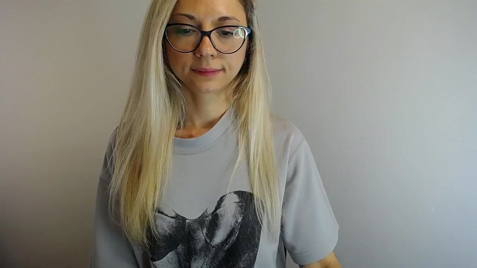 Gallery image thumbnail from Sunshine_alis's myfreecams stream on, 05/25/2024, 14:11 image 10 of 20