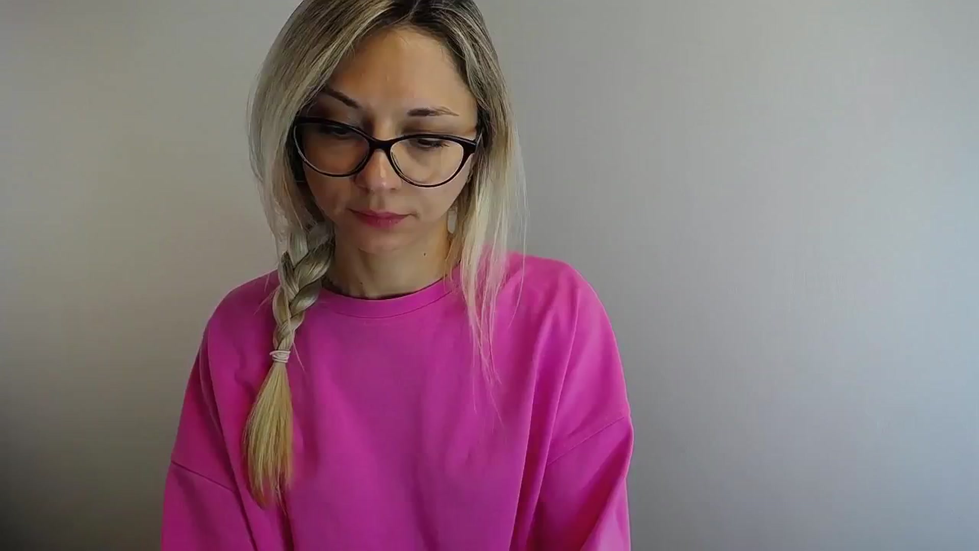 Gallery image thumbnail from Sunshine_alis's myfreecams stream on, 05/27/2024, 11:28 image 4 of 20