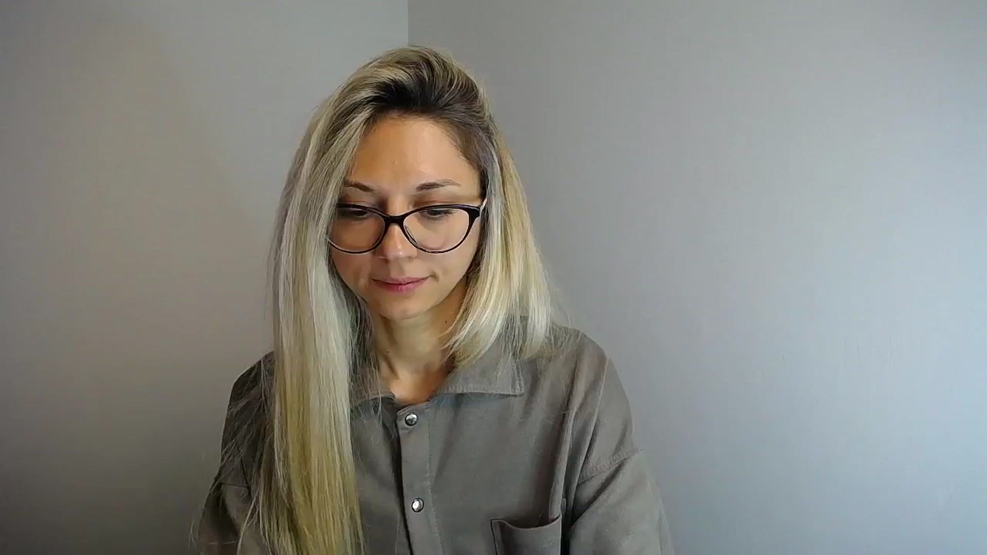 Gallery image thumbnail from Sunshine_alis's myfreecams stream on, 05/28/2024, 13:09 image 5 of 20