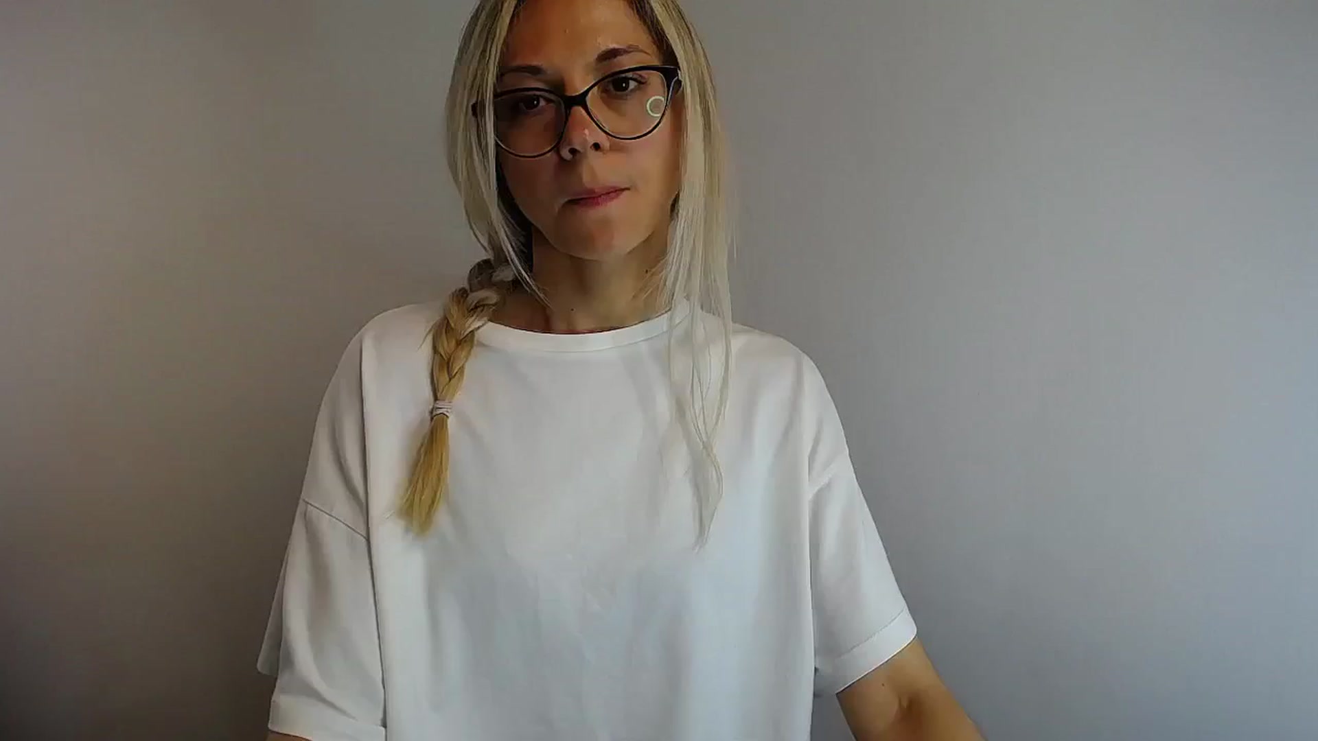 Gallery image thumbnail from Sunshine_alis's myfreecams stream on, 05/29/2024, 11:10 image 2 of 20
