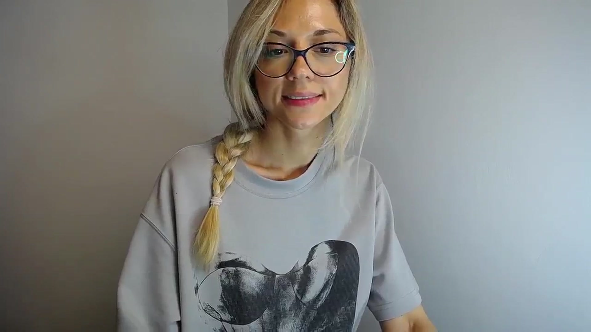 Gallery image thumbnail from Sunshine_alis's myfreecams stream on, 05/30/2024, 15:01 image 13 of 20