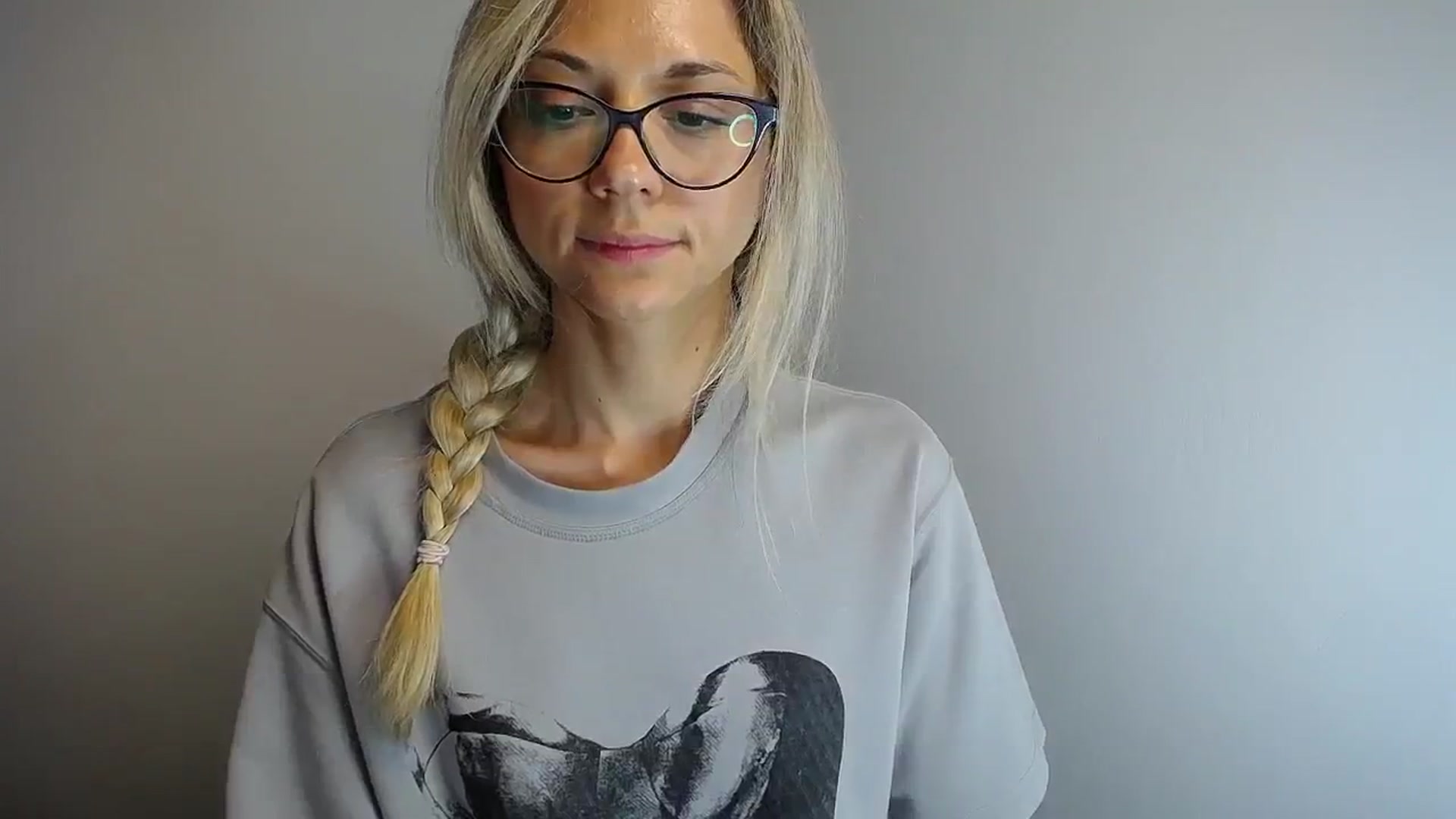 Gallery image thumbnail from Sunshine_alis's myfreecams stream on, 05/30/2024, 15:01 image 7 of 20
